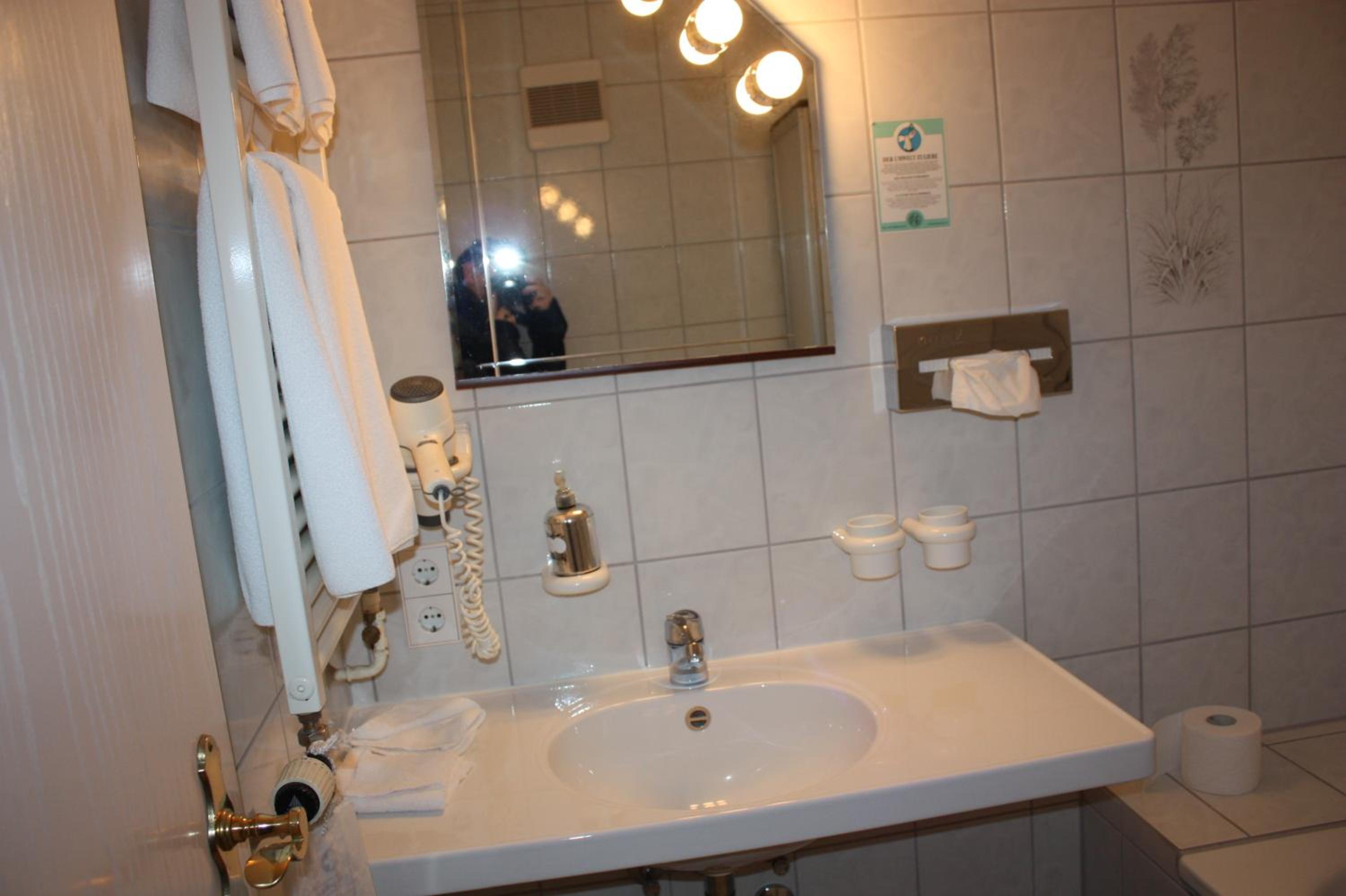 Double Room - Photo 4