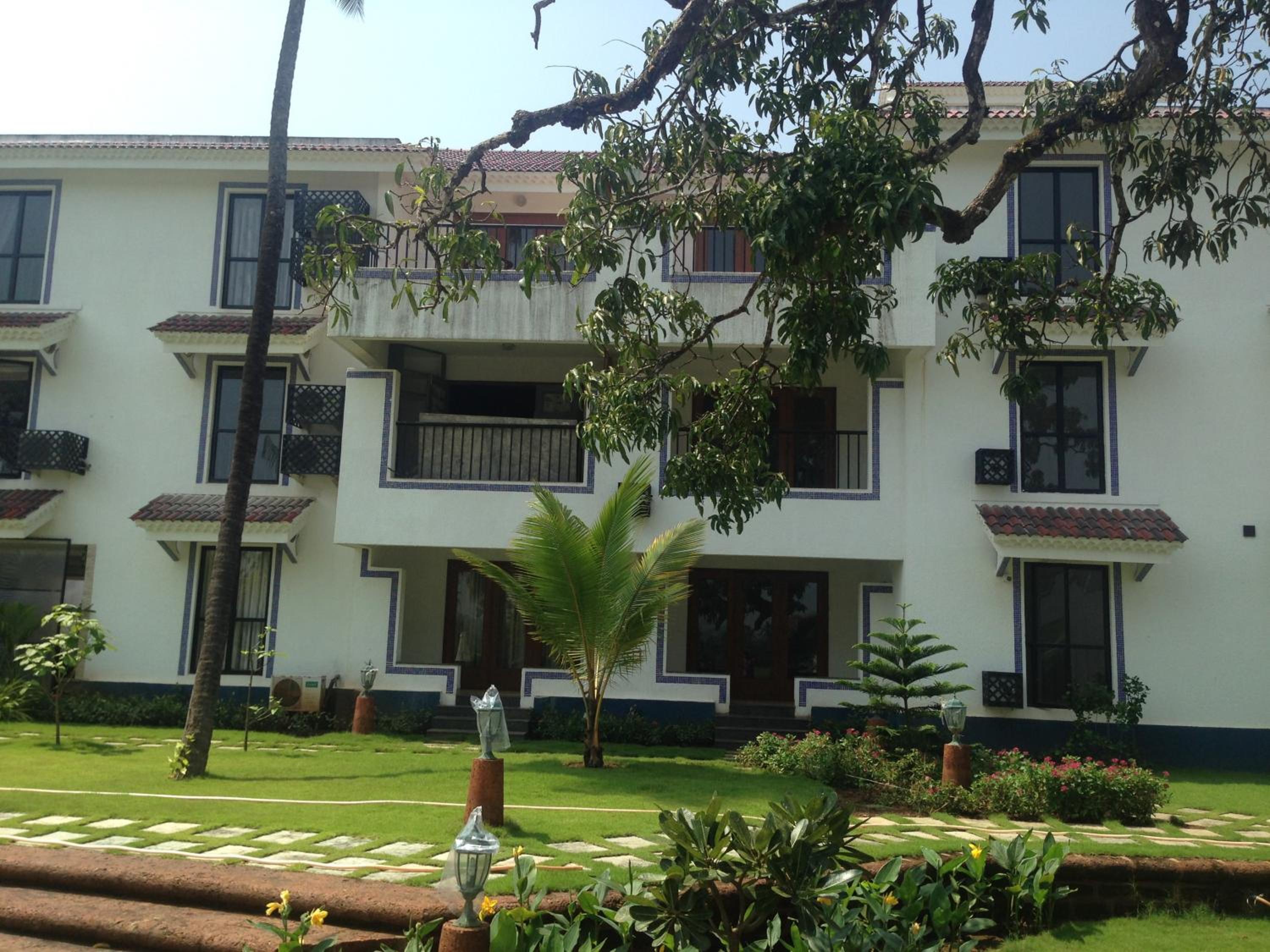 Apartment with Pool View  photo 3