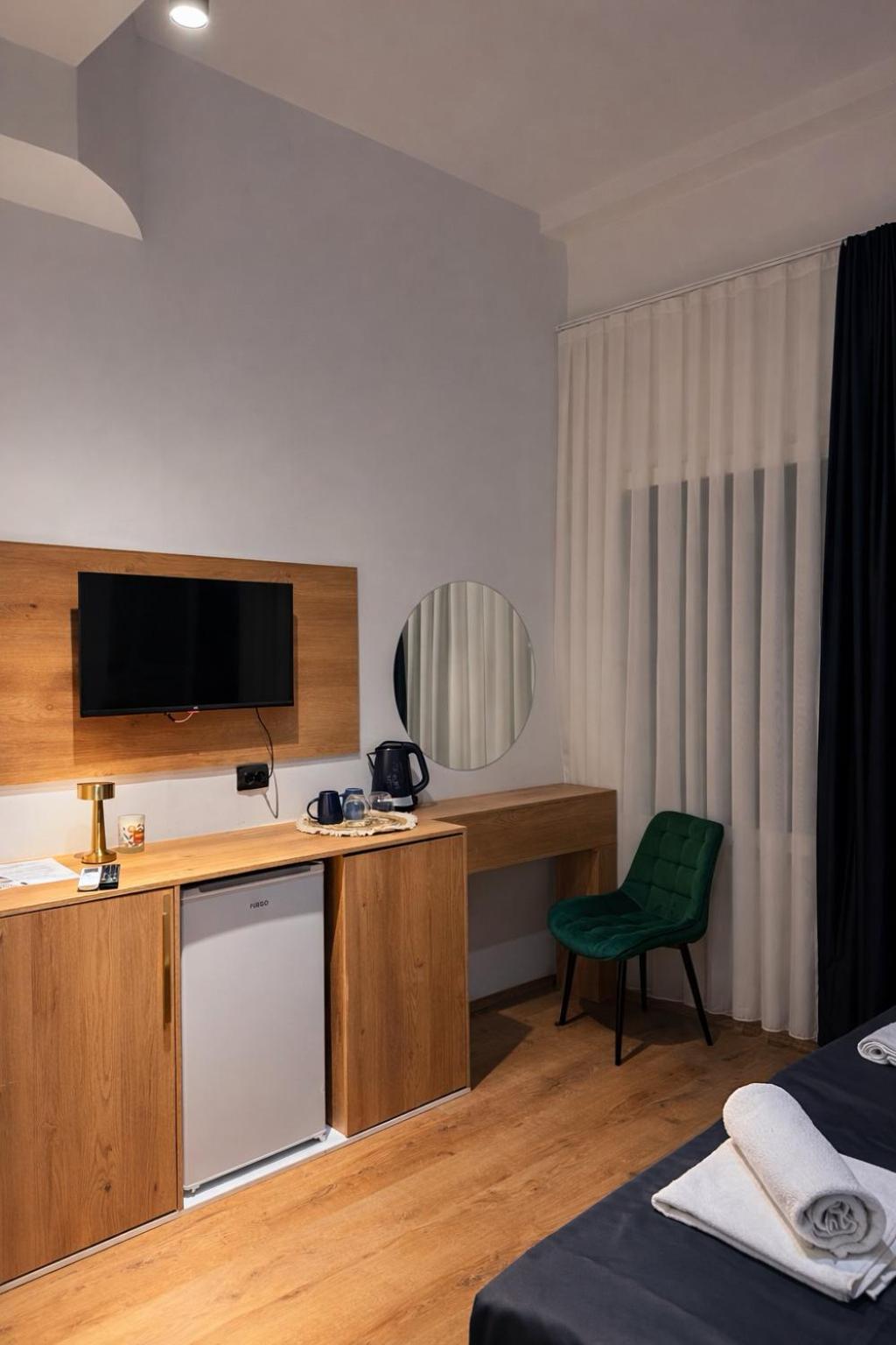 Luxury Triple Room photo 2
