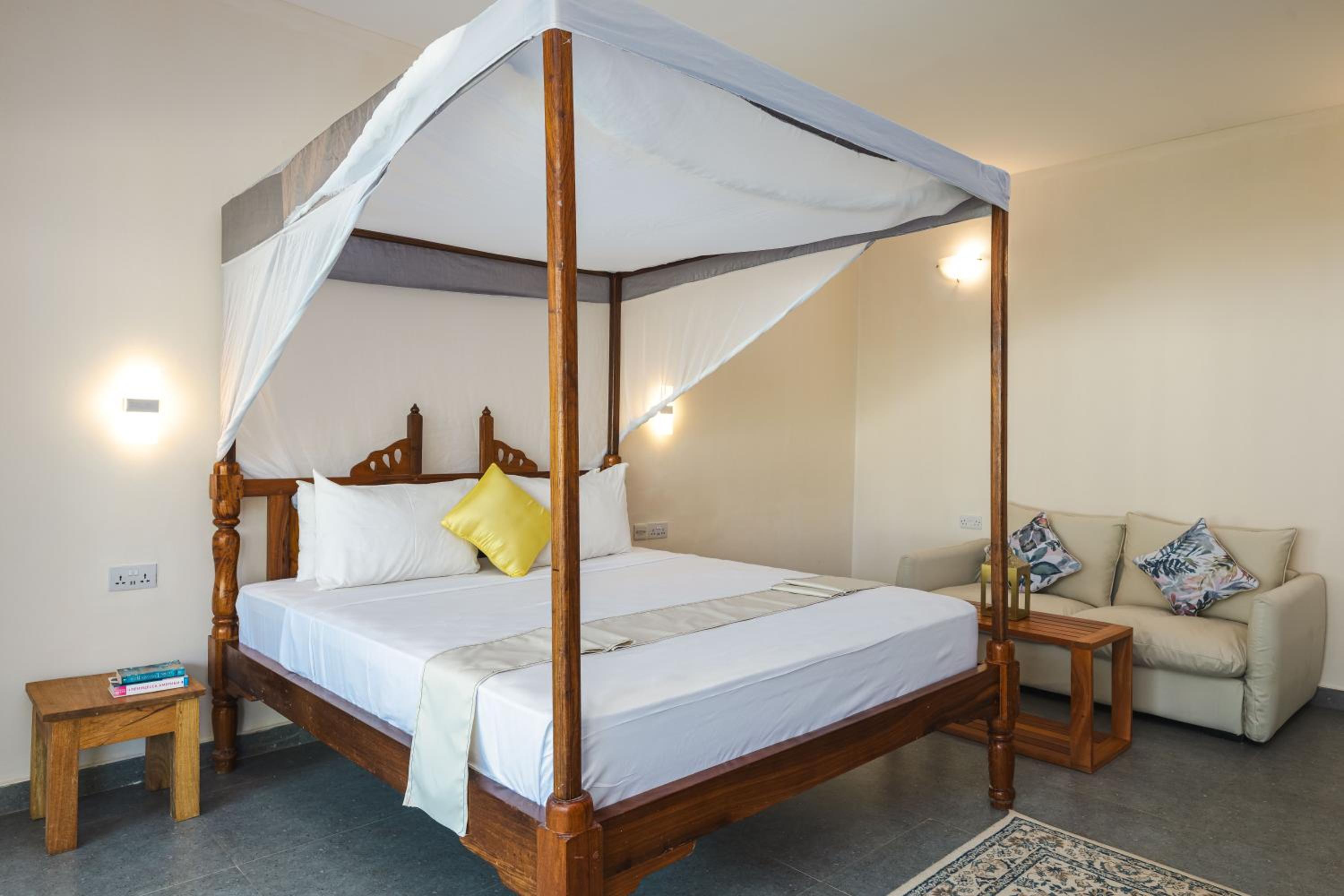 Deluxe Queen Room with Two Queen Beds