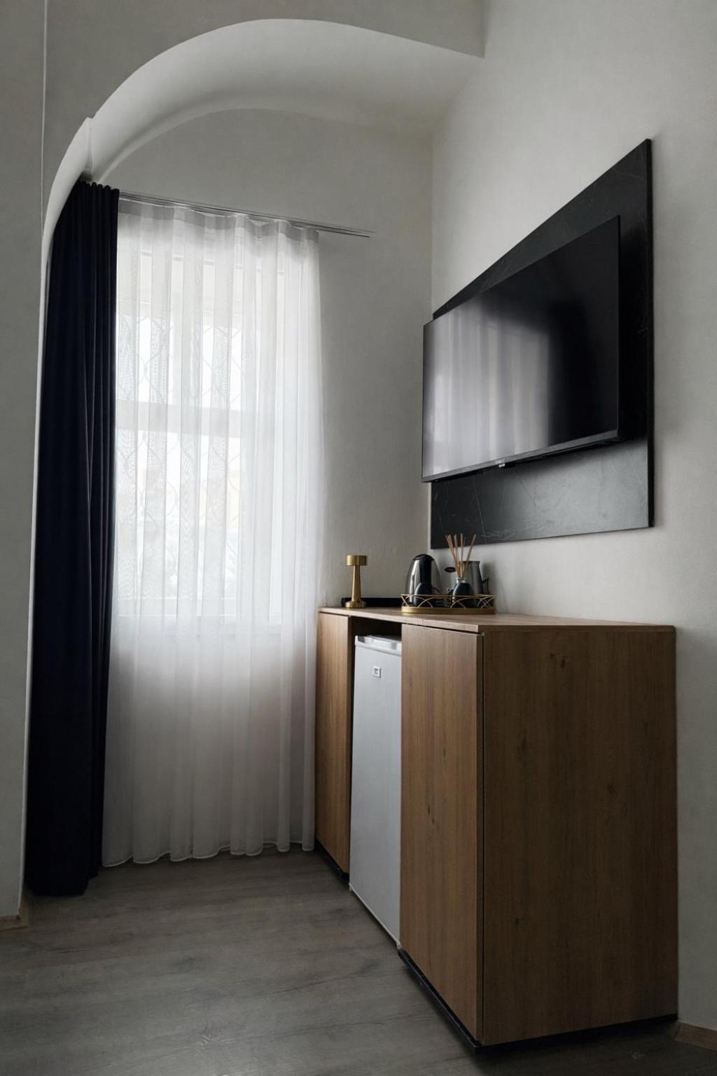 Luxury Triple Room