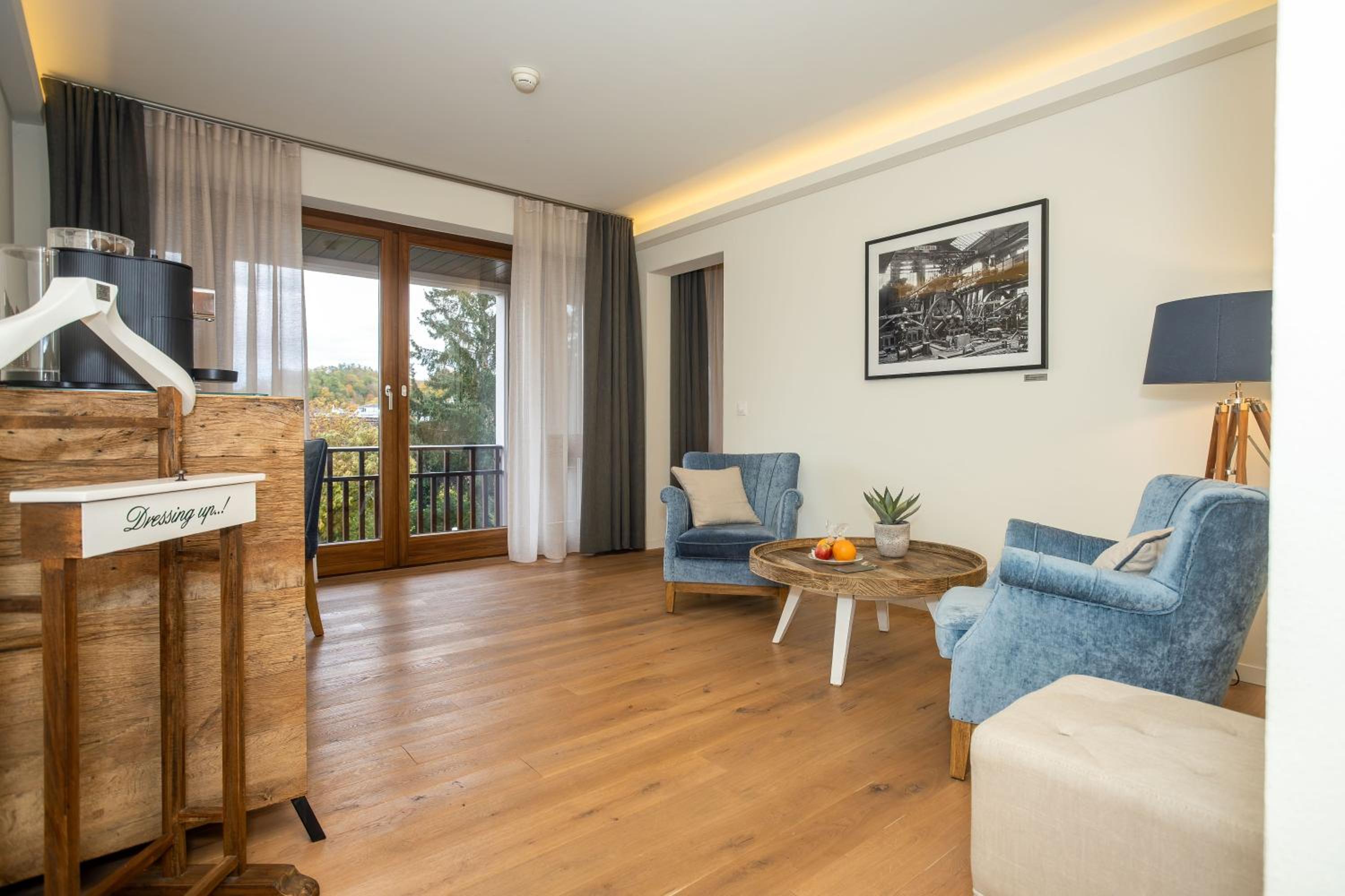 Deluxe Double Room with Balcony photo 2
