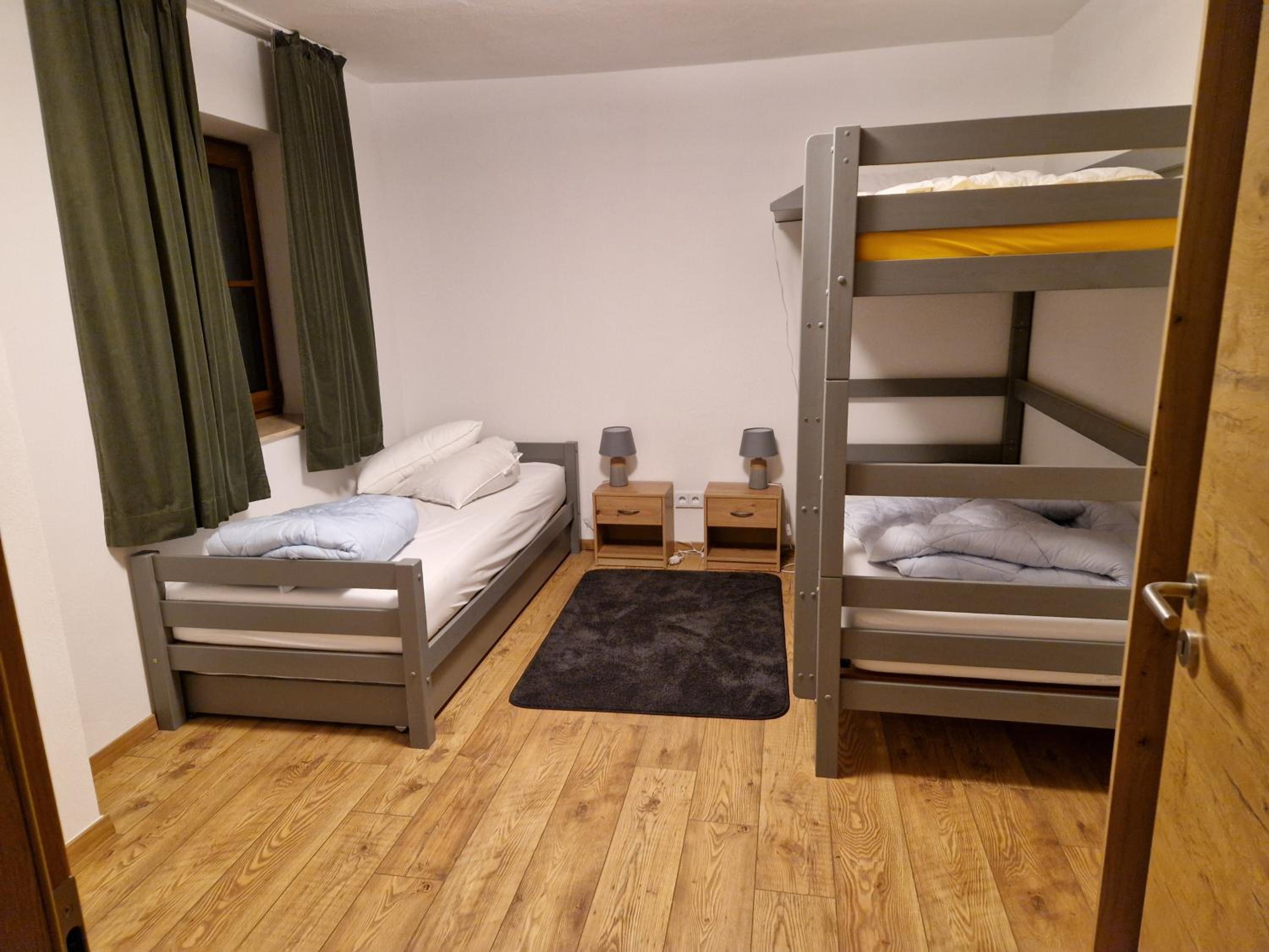 Two-Bedroom Apartment with Balcony photo 3