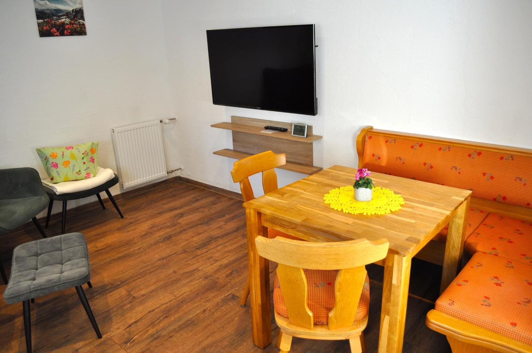 Two-Bedroom Apartment photo 3