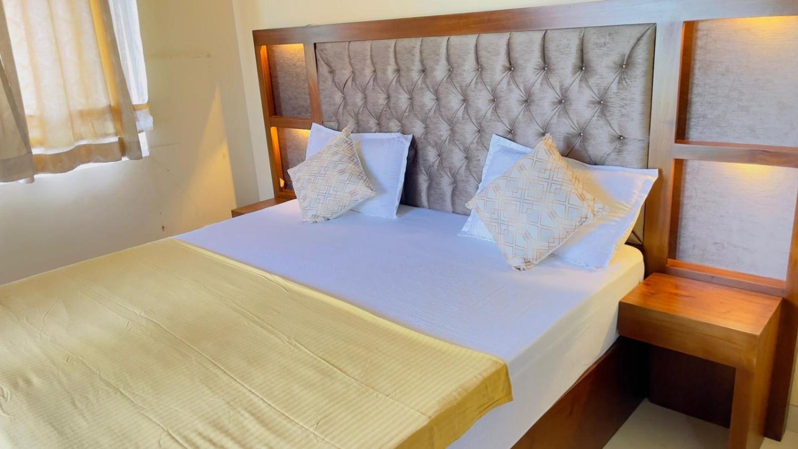 King Room with Spa Bath photo 3