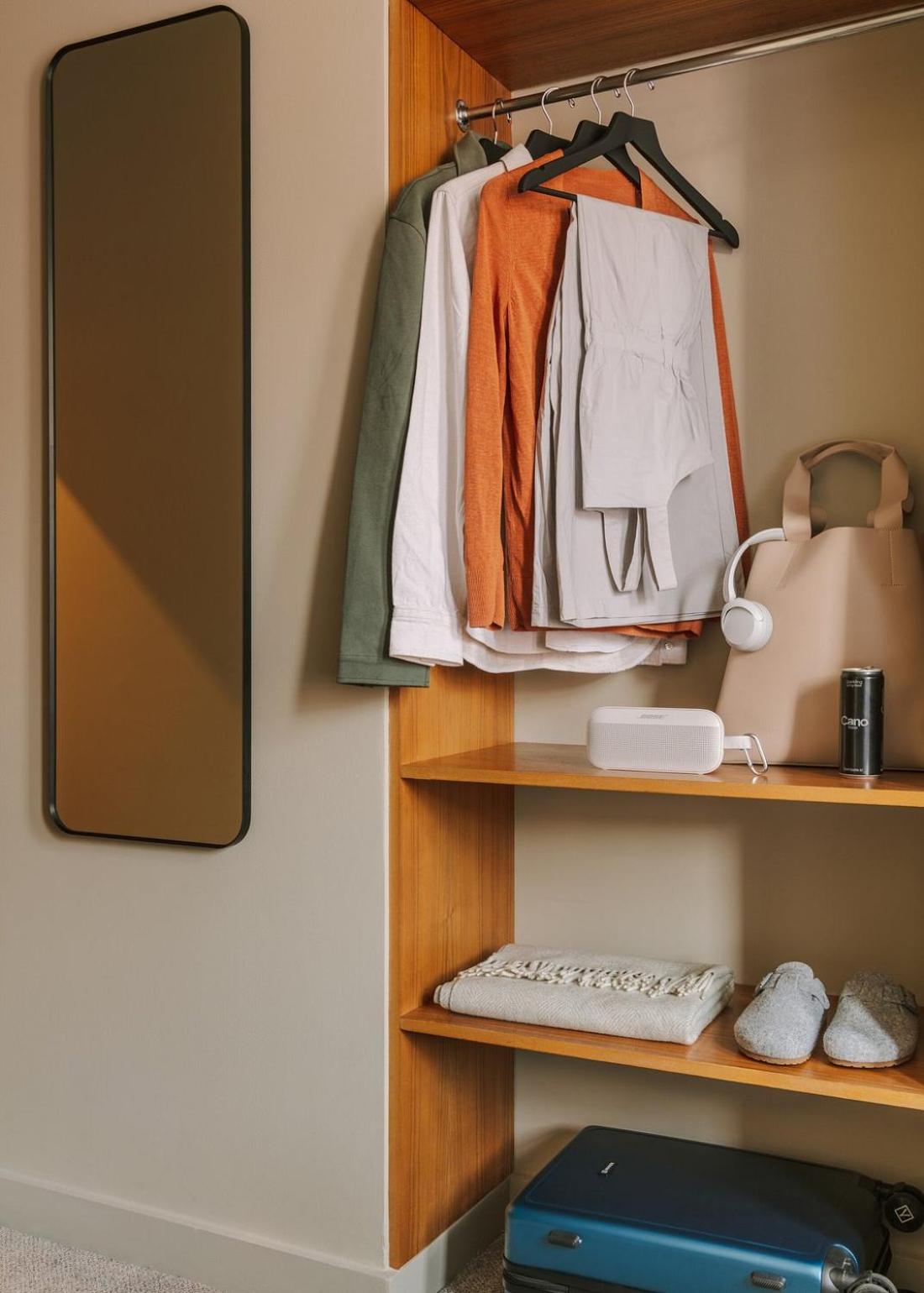 Compact Room - AC  photo 3