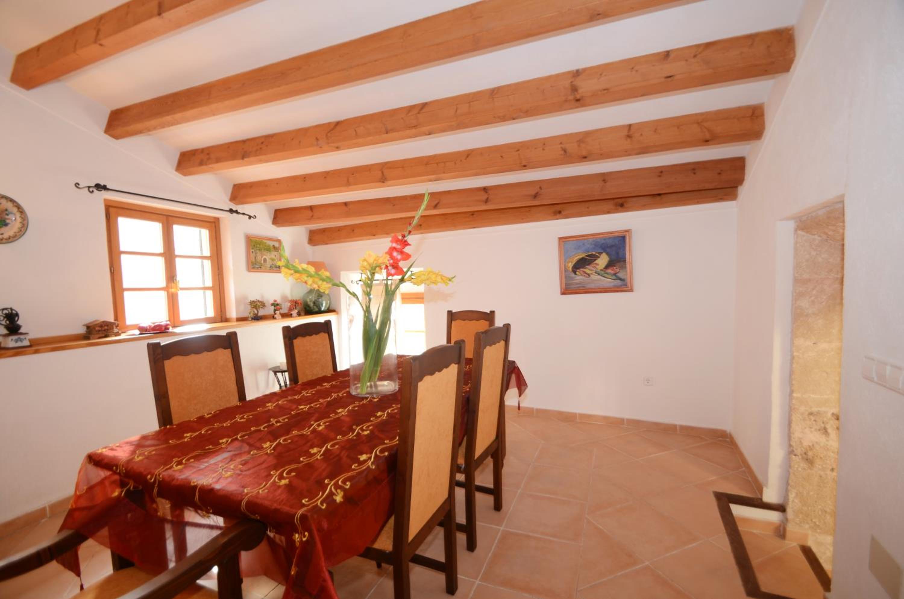 Four-Bedroom House photo 3