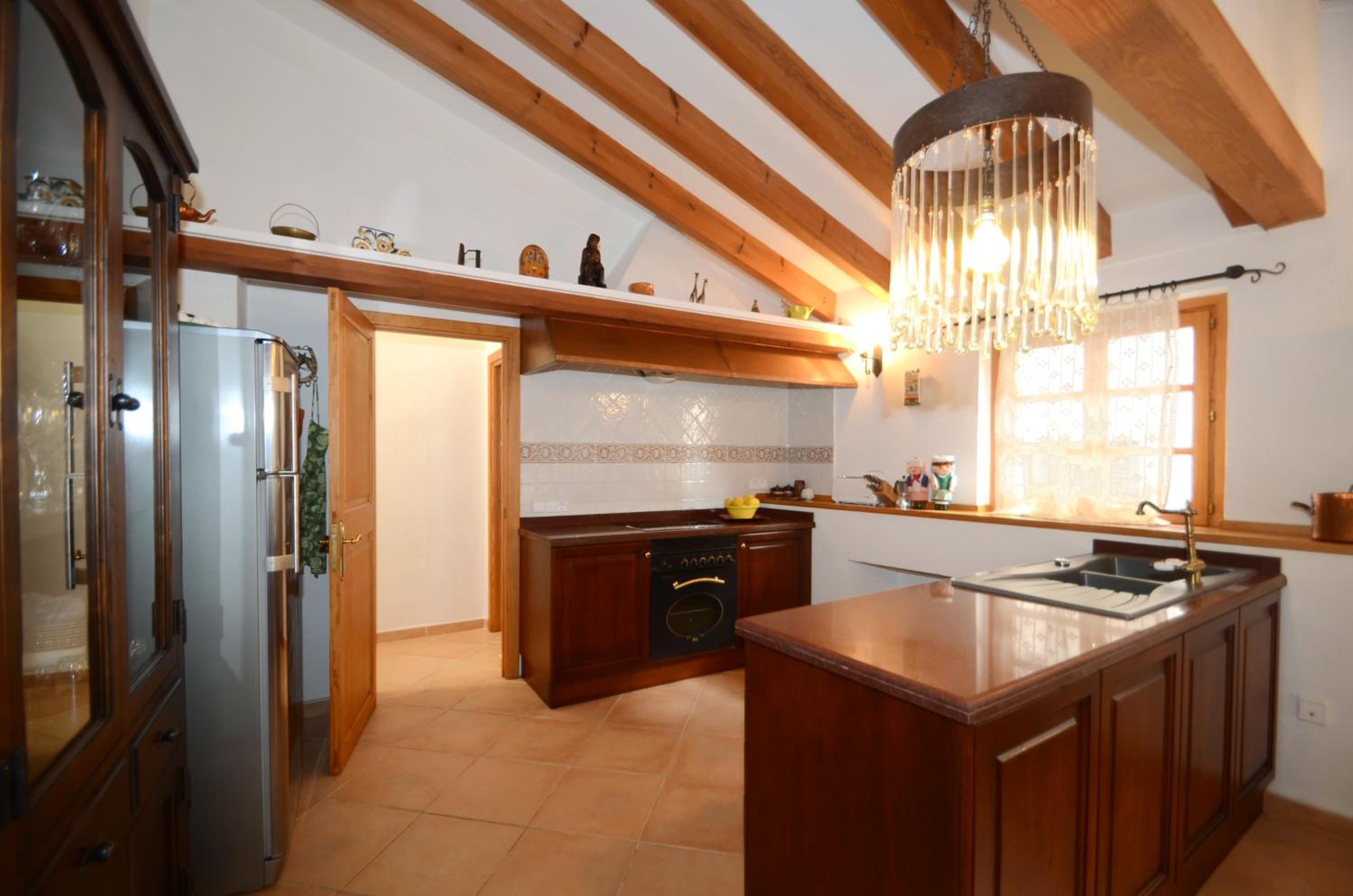 Four-Bedroom House photo 2
