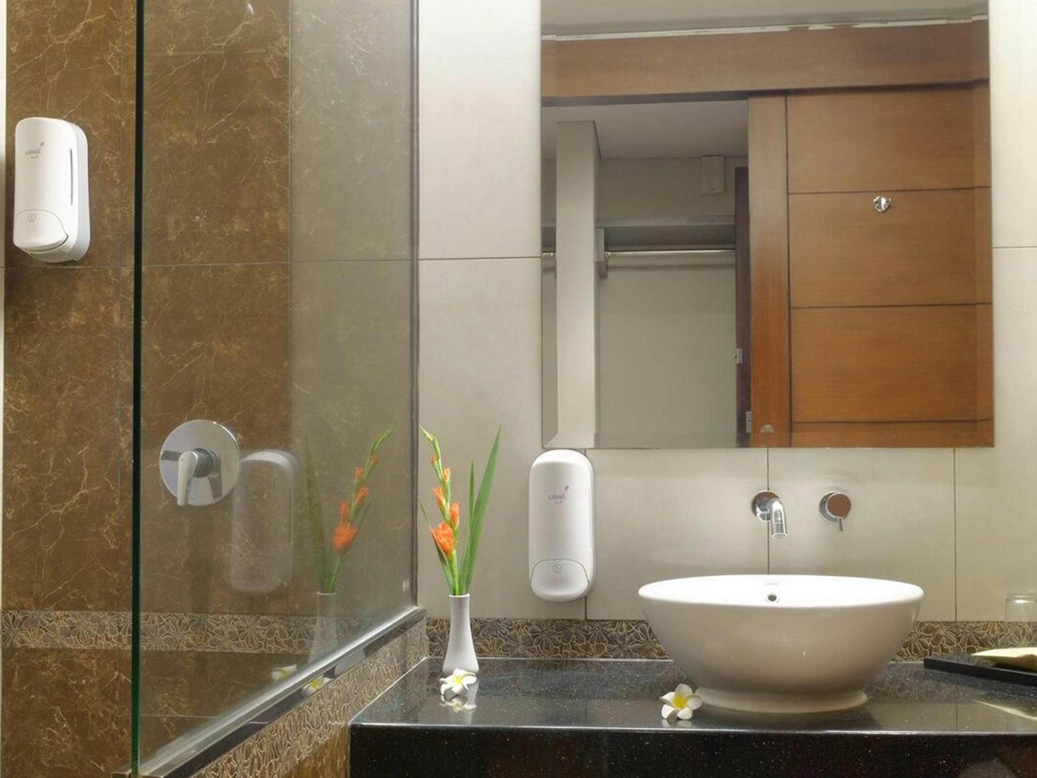 Premier Triple Room - Room Only - Photo 4