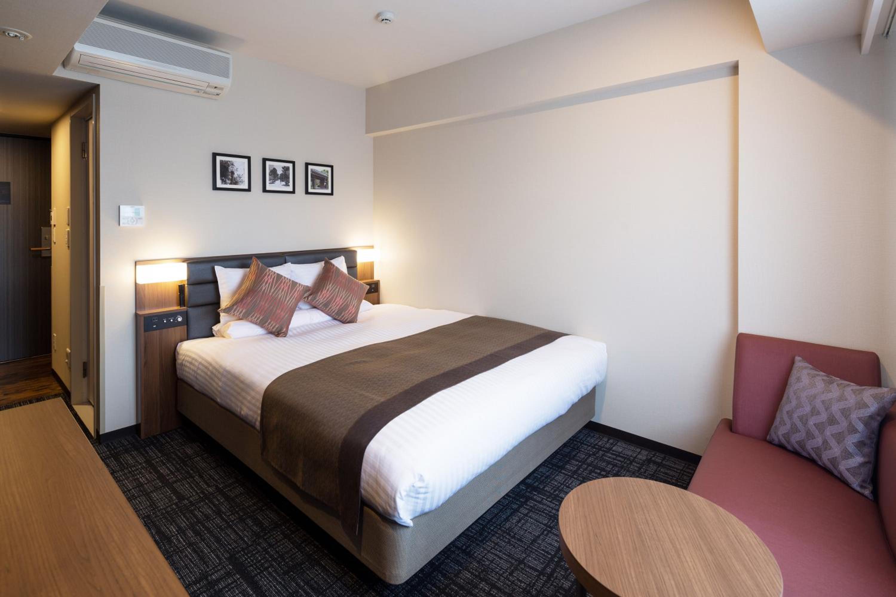 Standard Double Room - Non-Smoking photo 1
