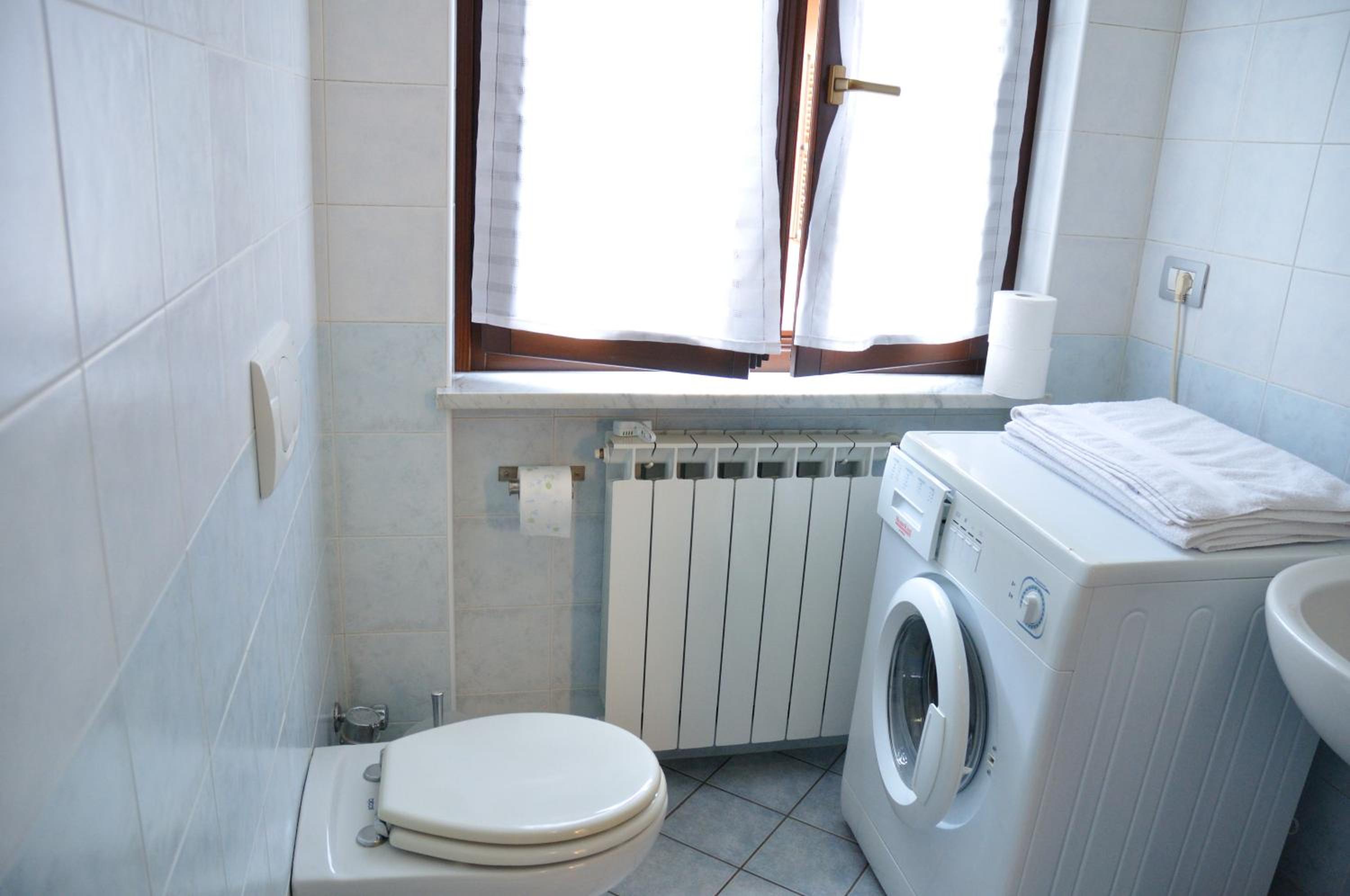 Studio Apartment photo 2