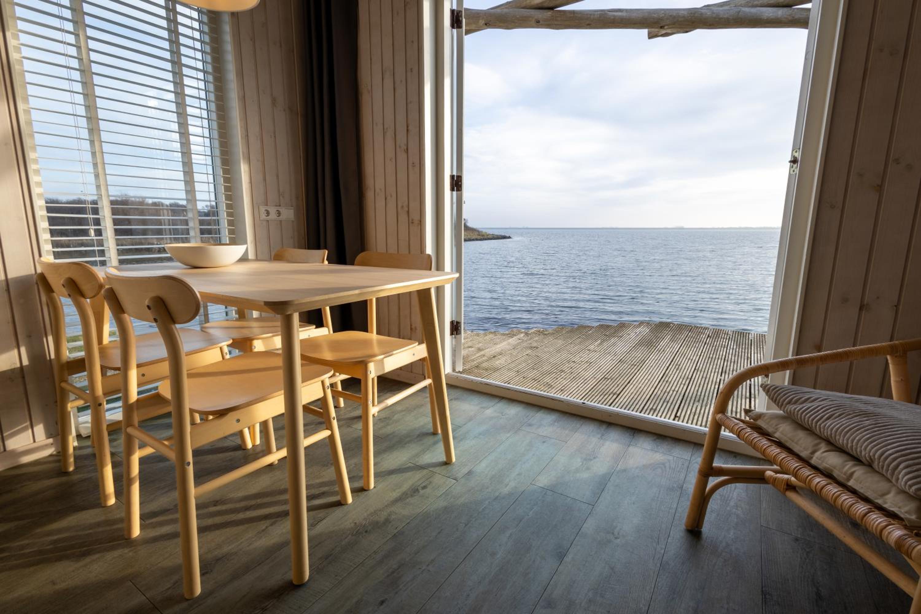 4-persoons Beachlodge met meerzicht