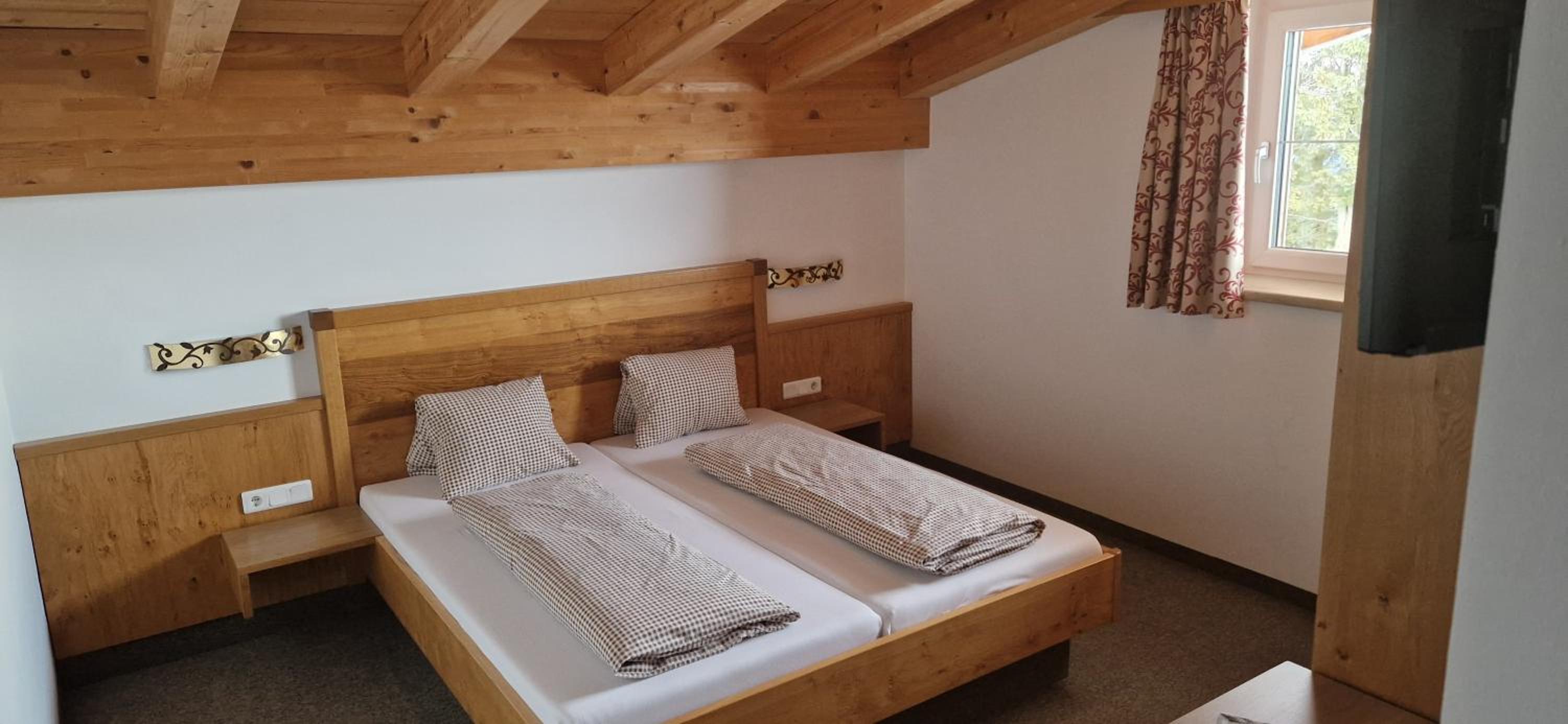 Double Room with Shower photo 1