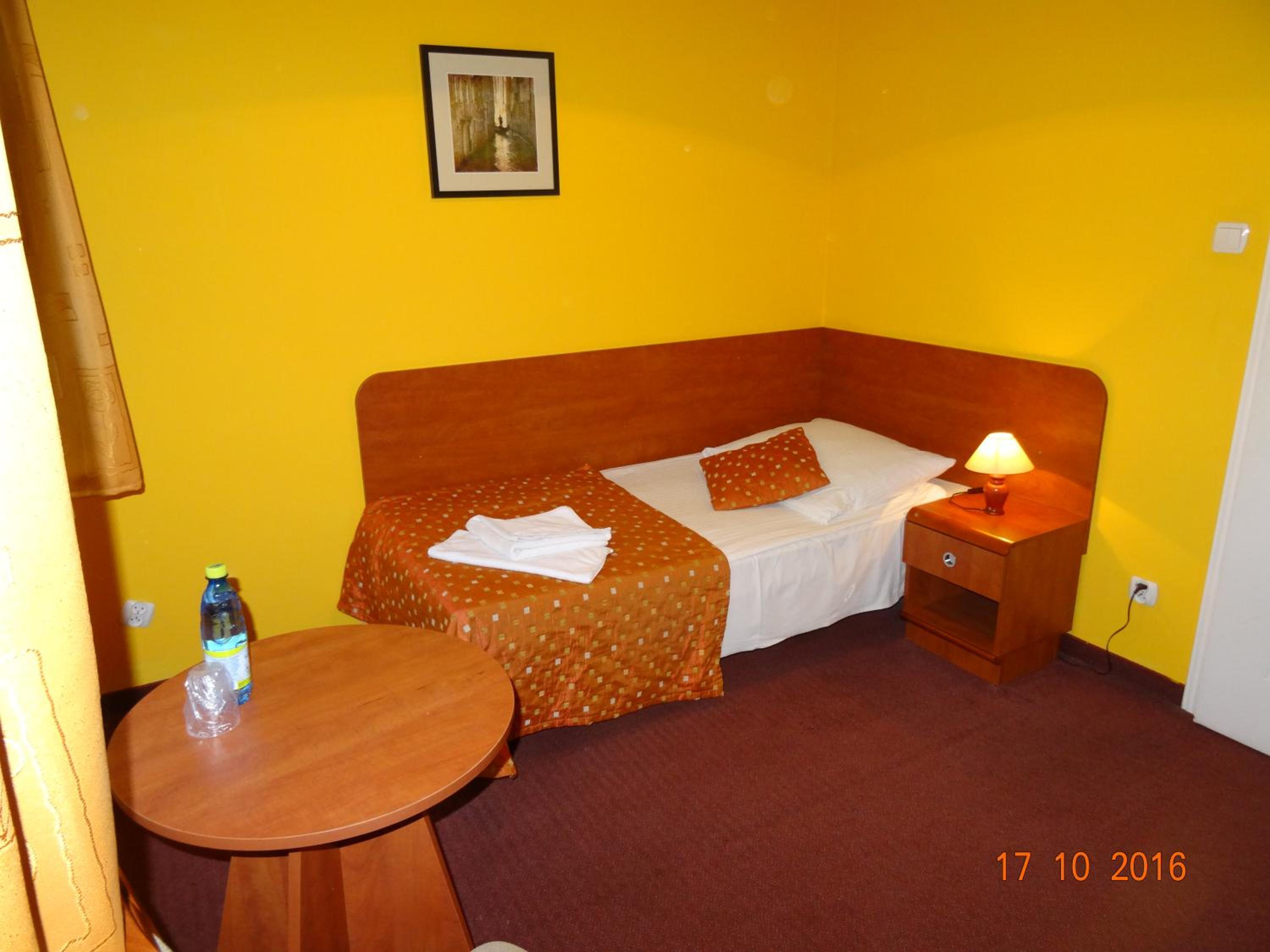 Single Room photo 2
