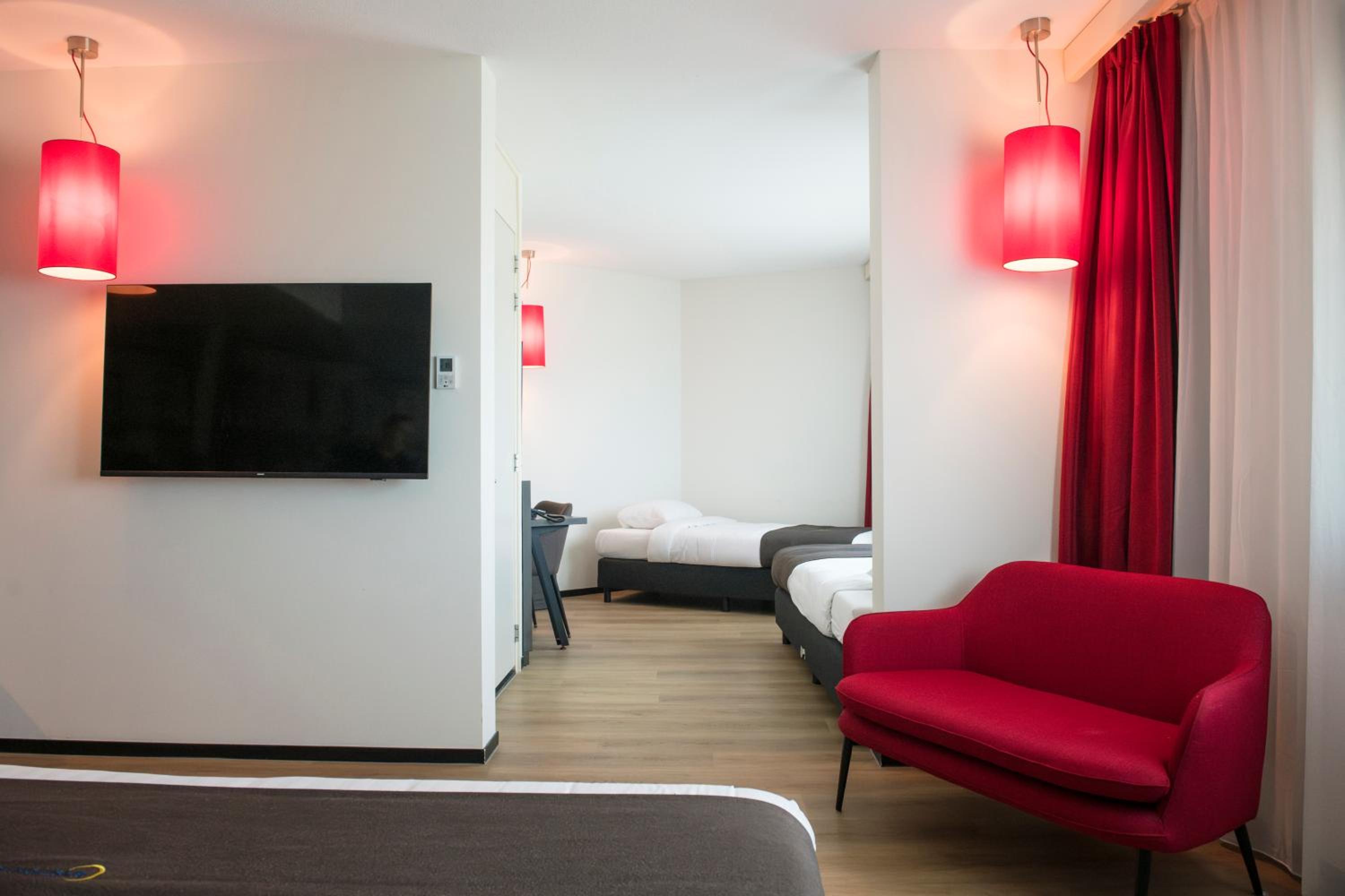 Deluxe Quadruple Room photo 1