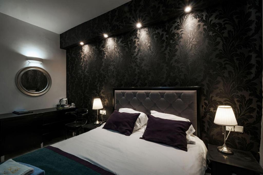One-Bedroom Suite