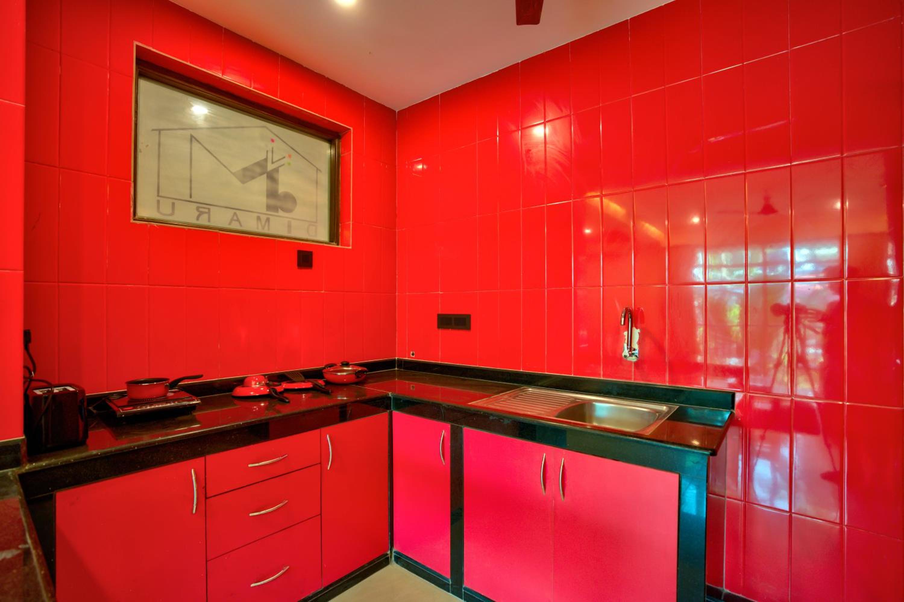 One bedroom suite - 20% off on food + Attached Kitchen photo 2