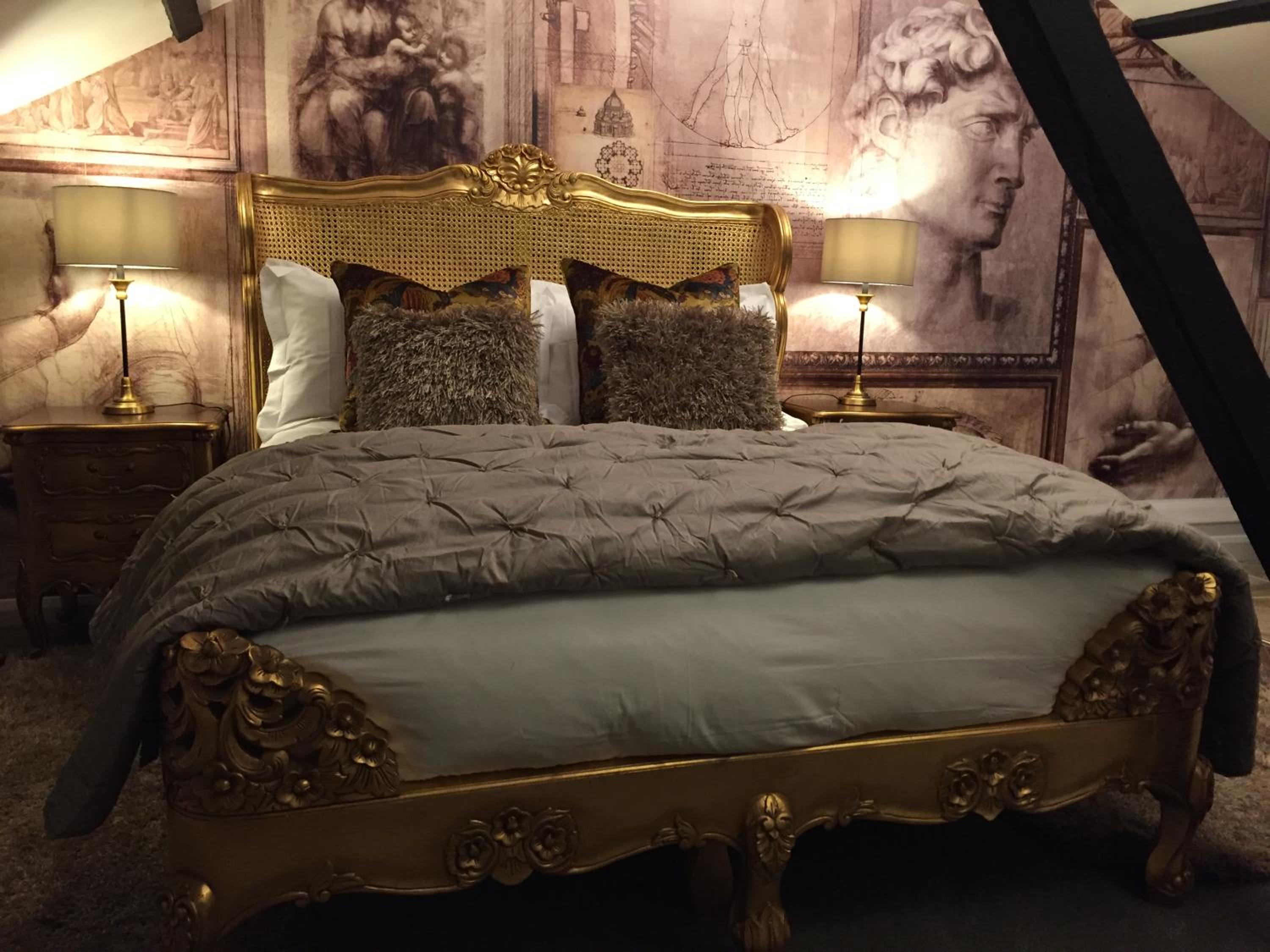 Deluxe King Room photo 3