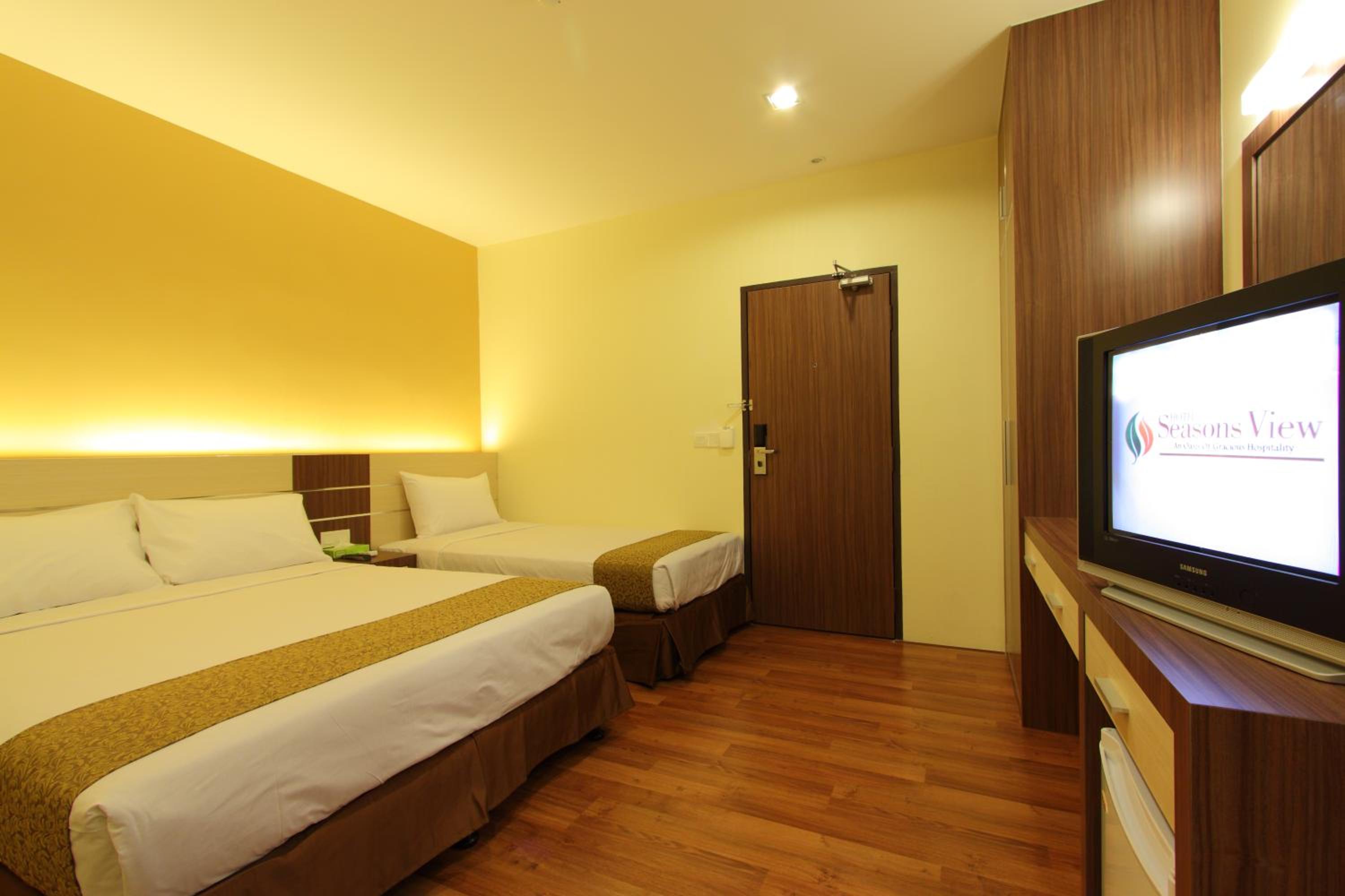Standard Triple Room photo 3