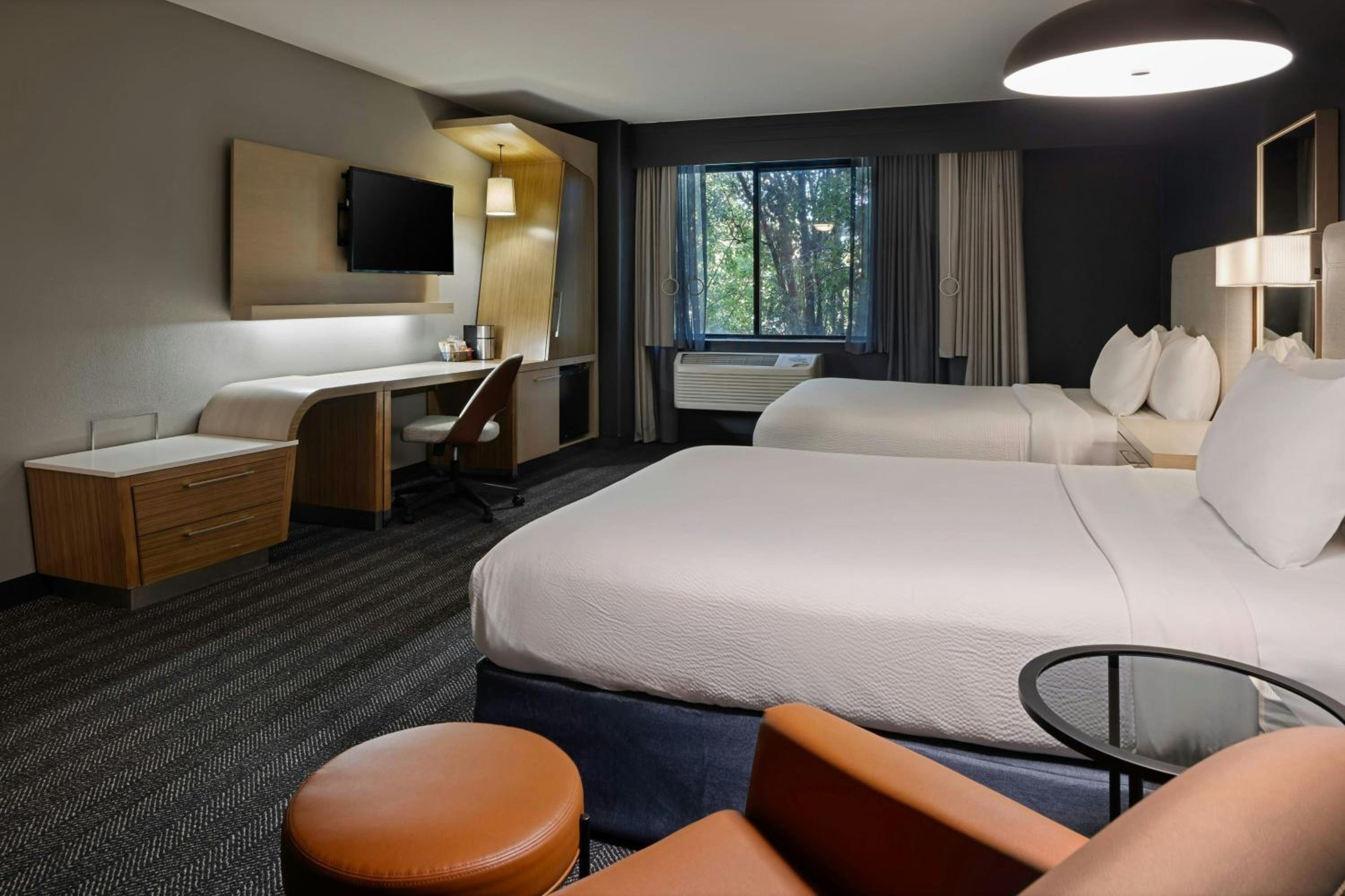 Queen Room with Two Queen Beds - Hearing Accessible - Photo 1