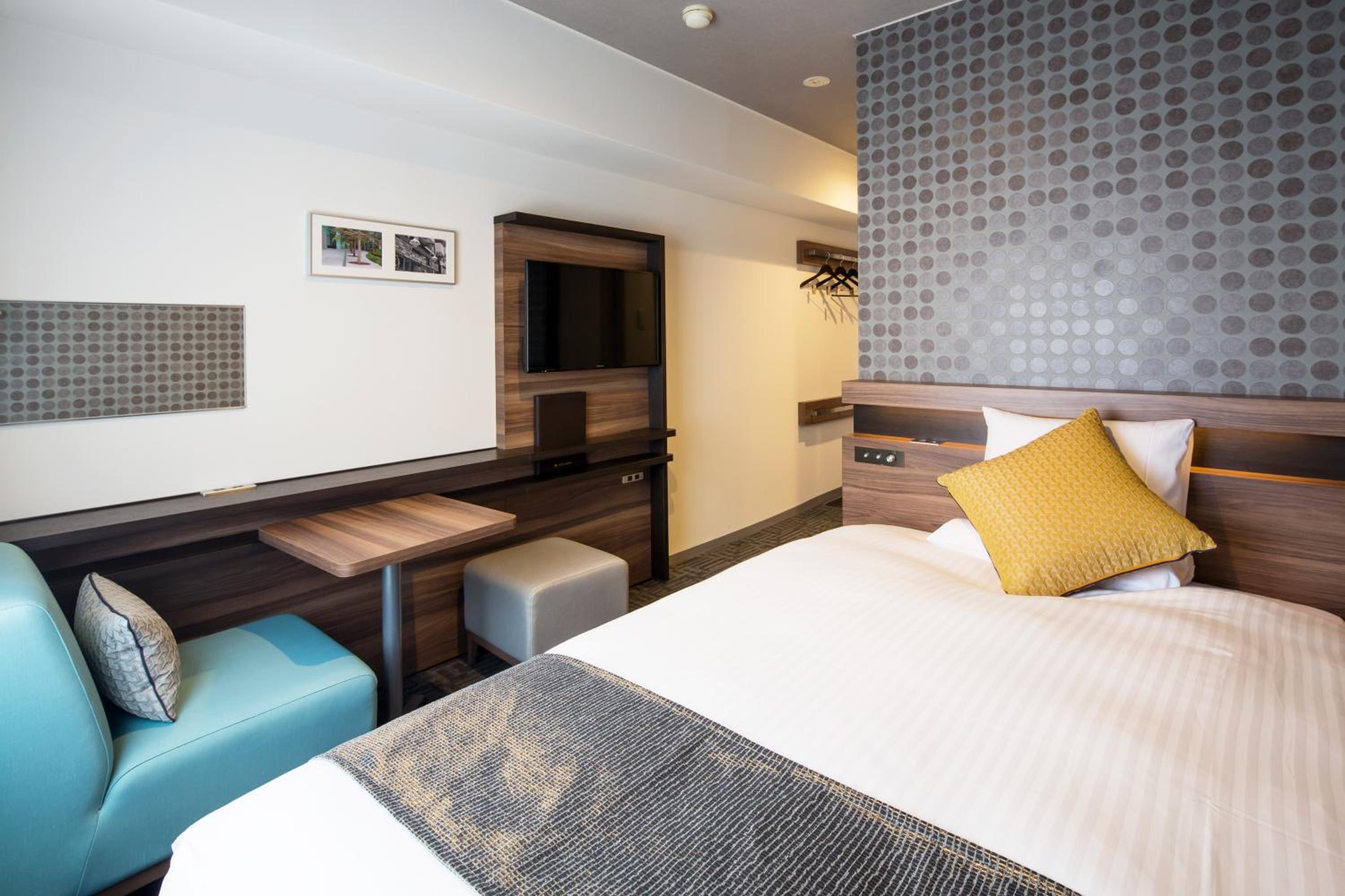 Double Room with Small Double Bed - Non-Smoking photo 1