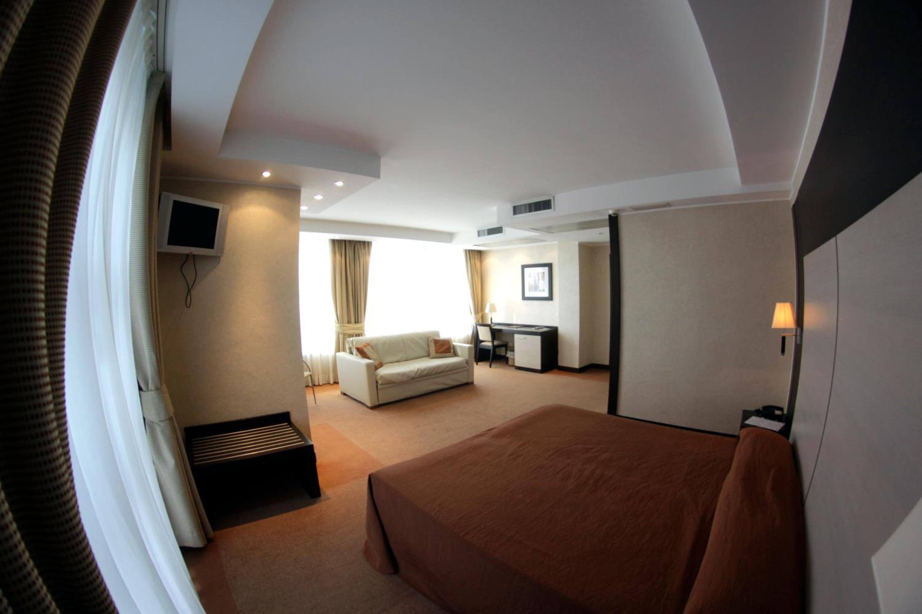 Quadruple Room - Photo 1