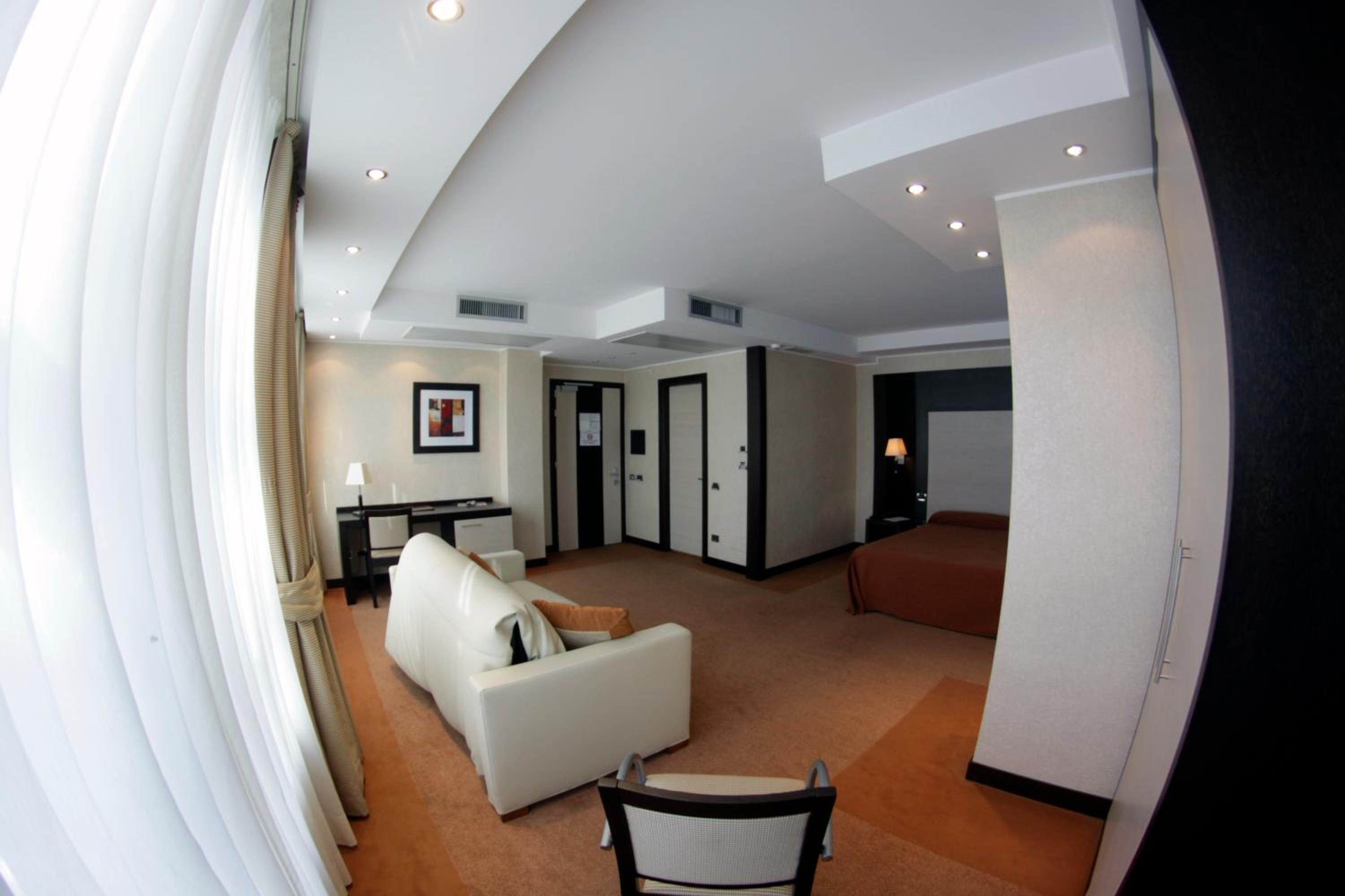 Quadruple Room - Photo 3