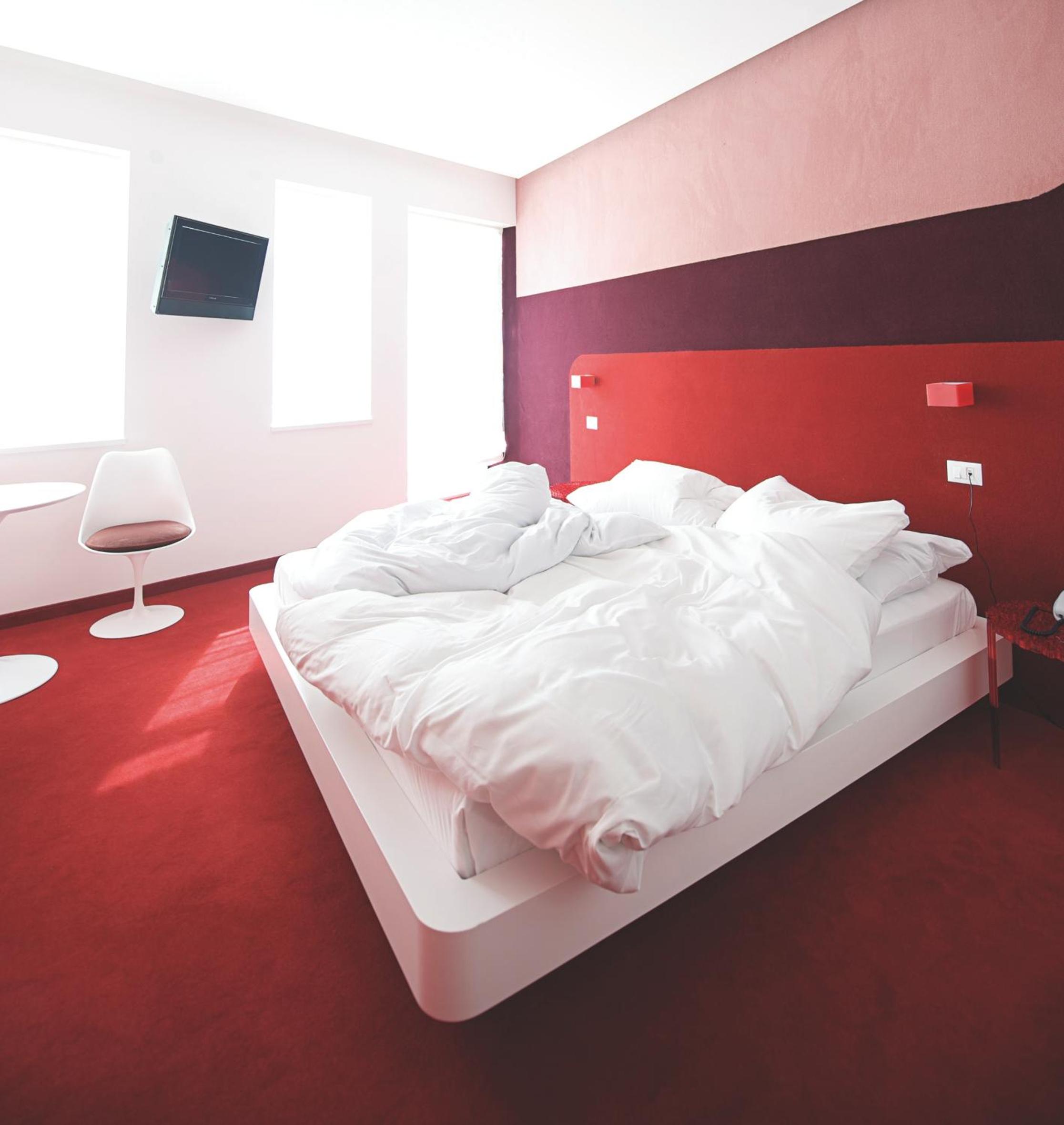 Elegance Double Room - Photo 4