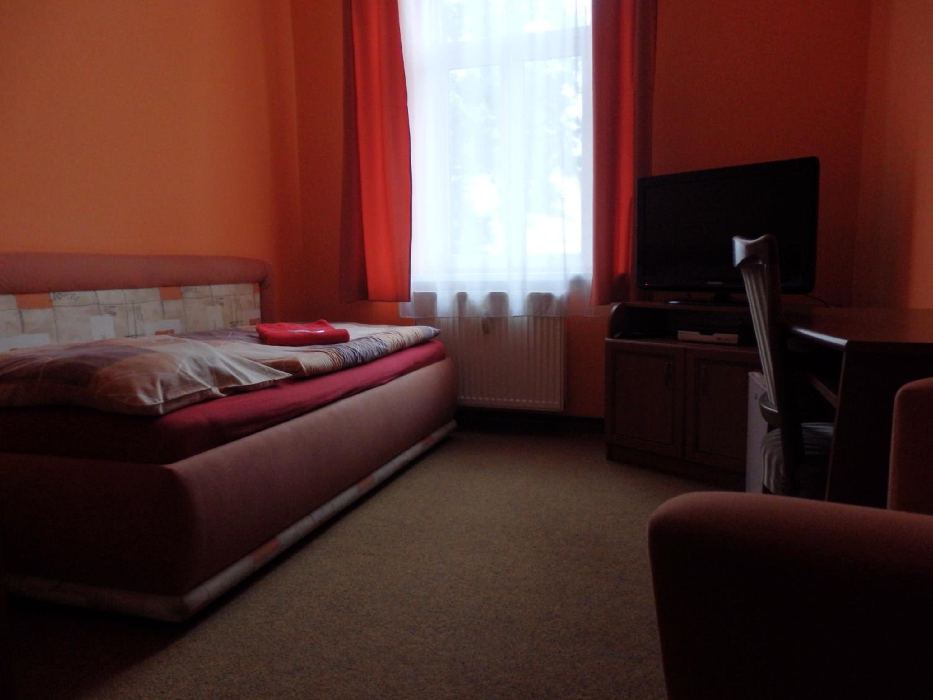 Single Room with Shower photo 2