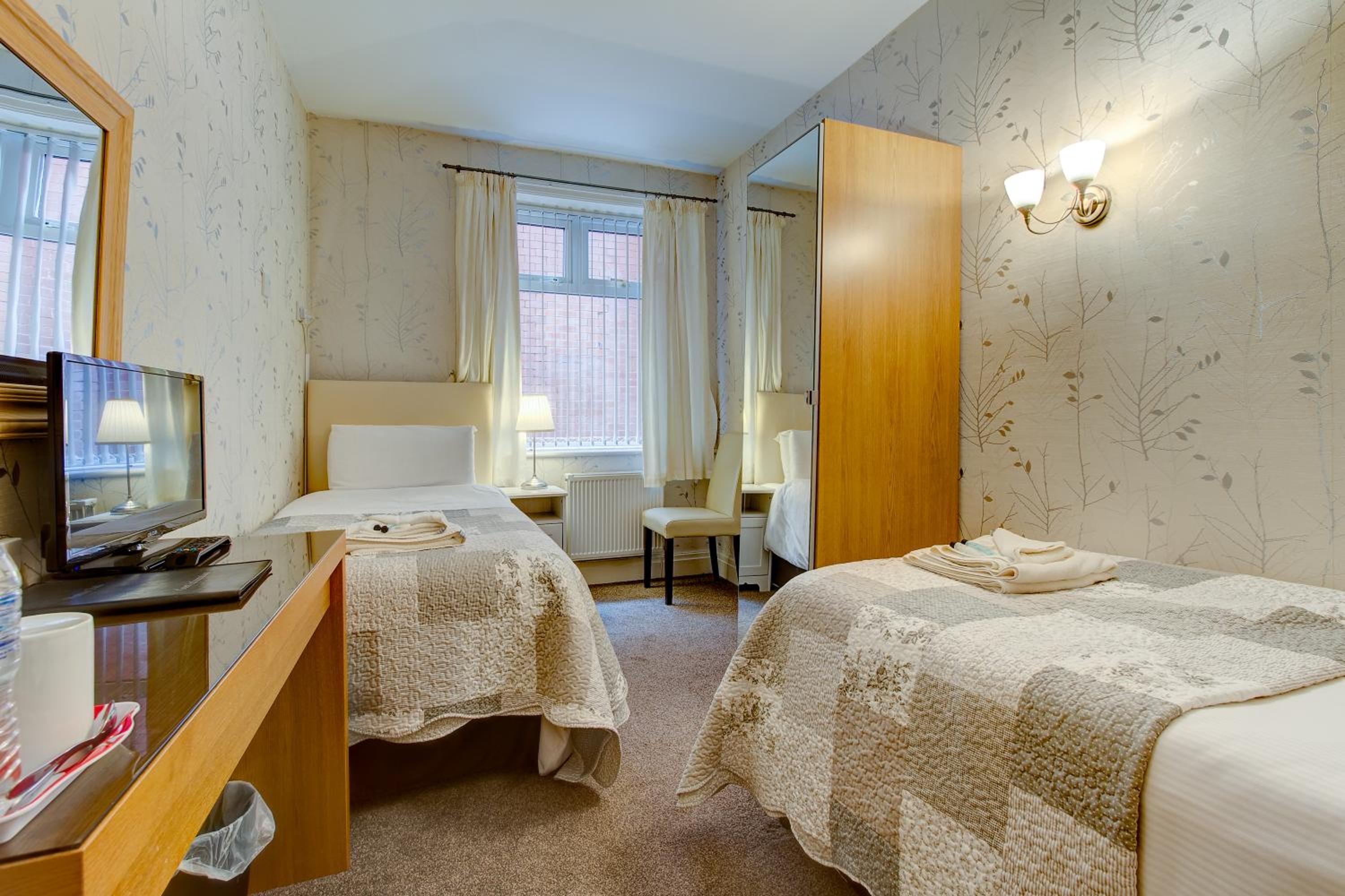 Twin Room photo 2