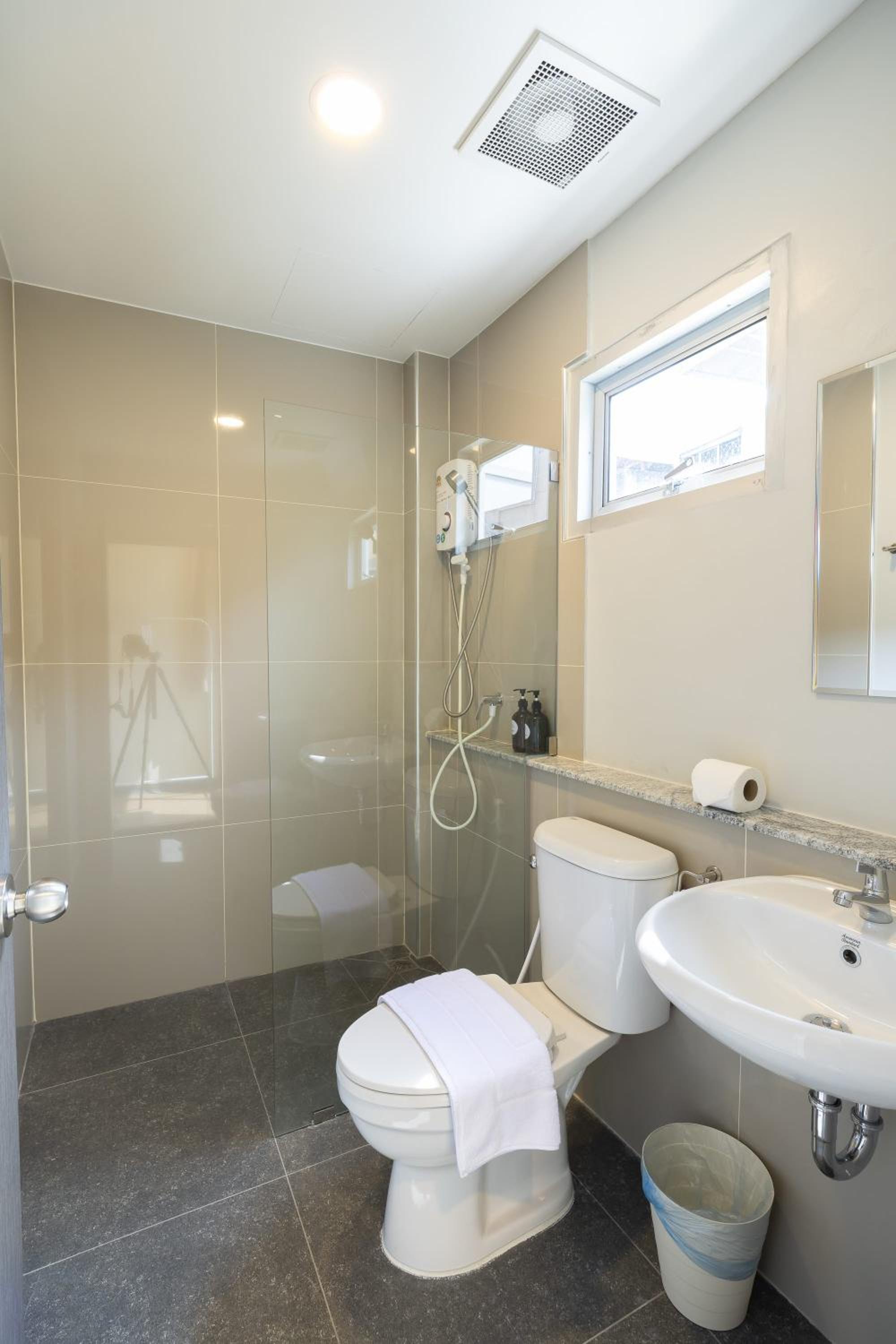 Large Twin Room