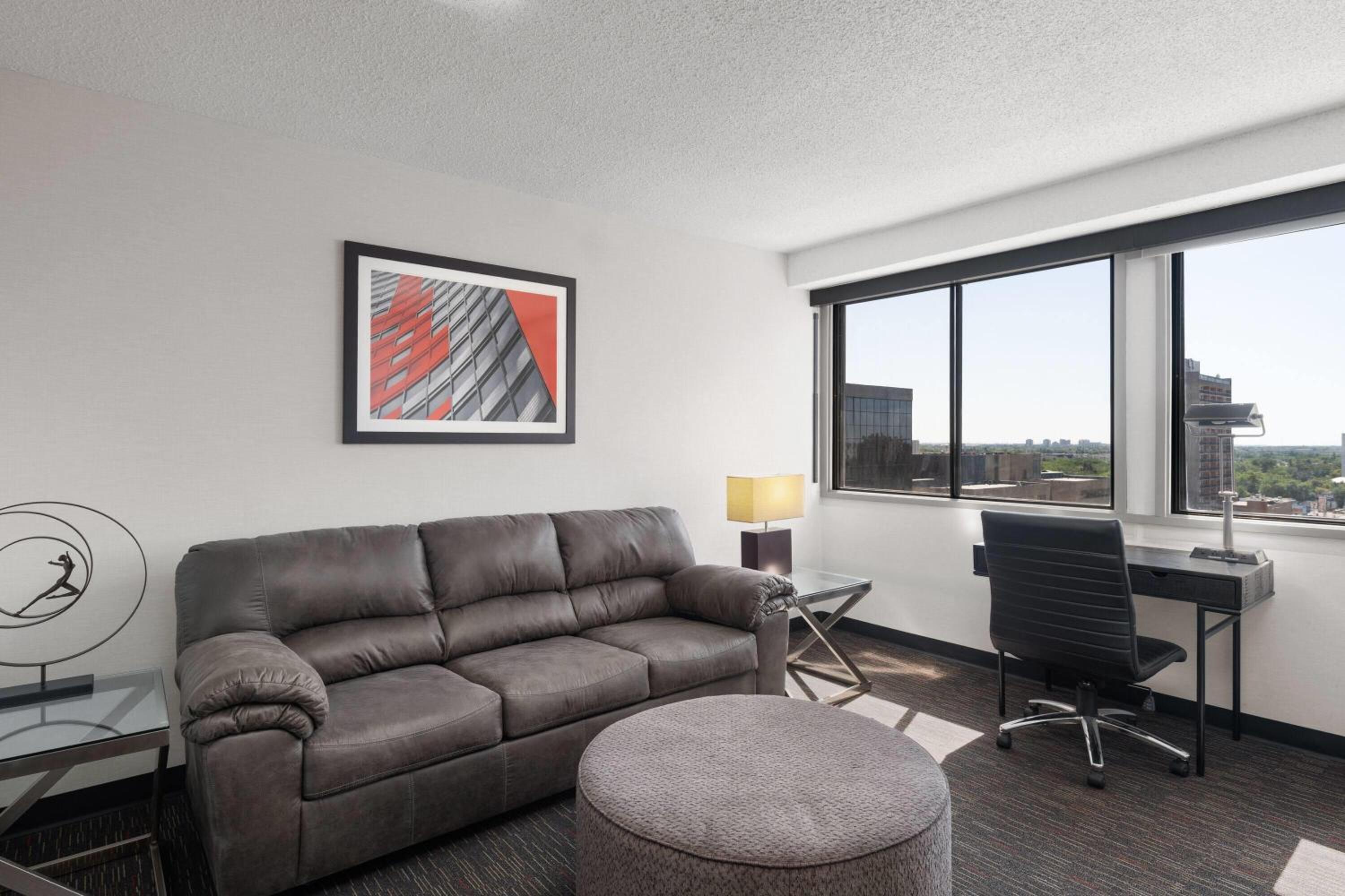 One-Bedroom Presidential King Suite - Non-Smoking