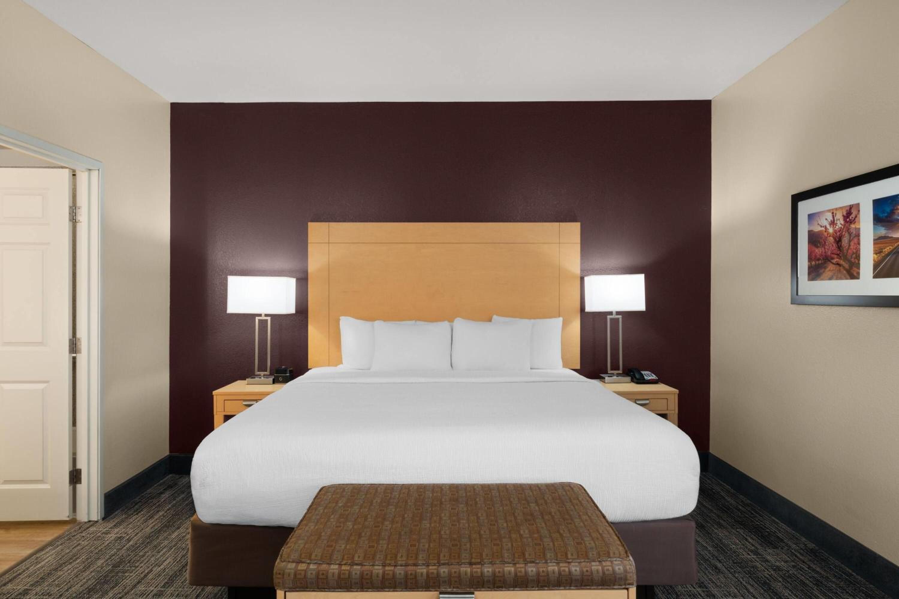 King Suite - Photo 1