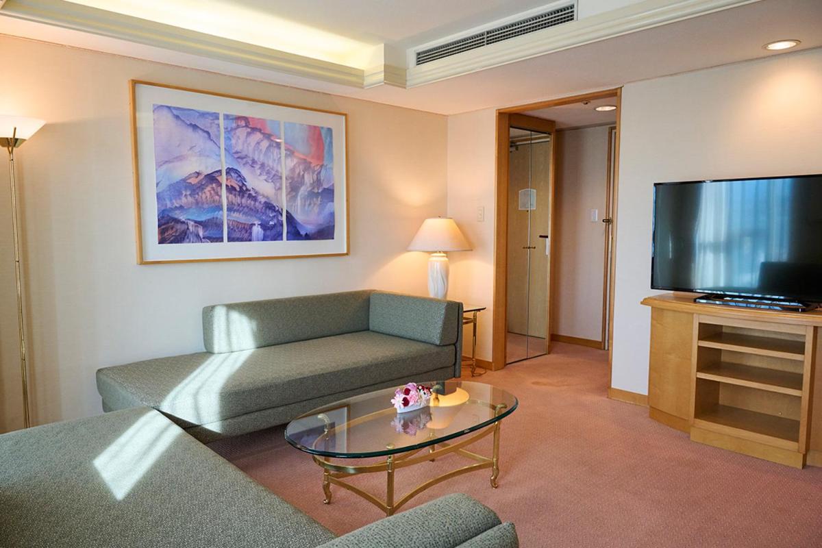 Rose Suite - Non-Smoking photo 2