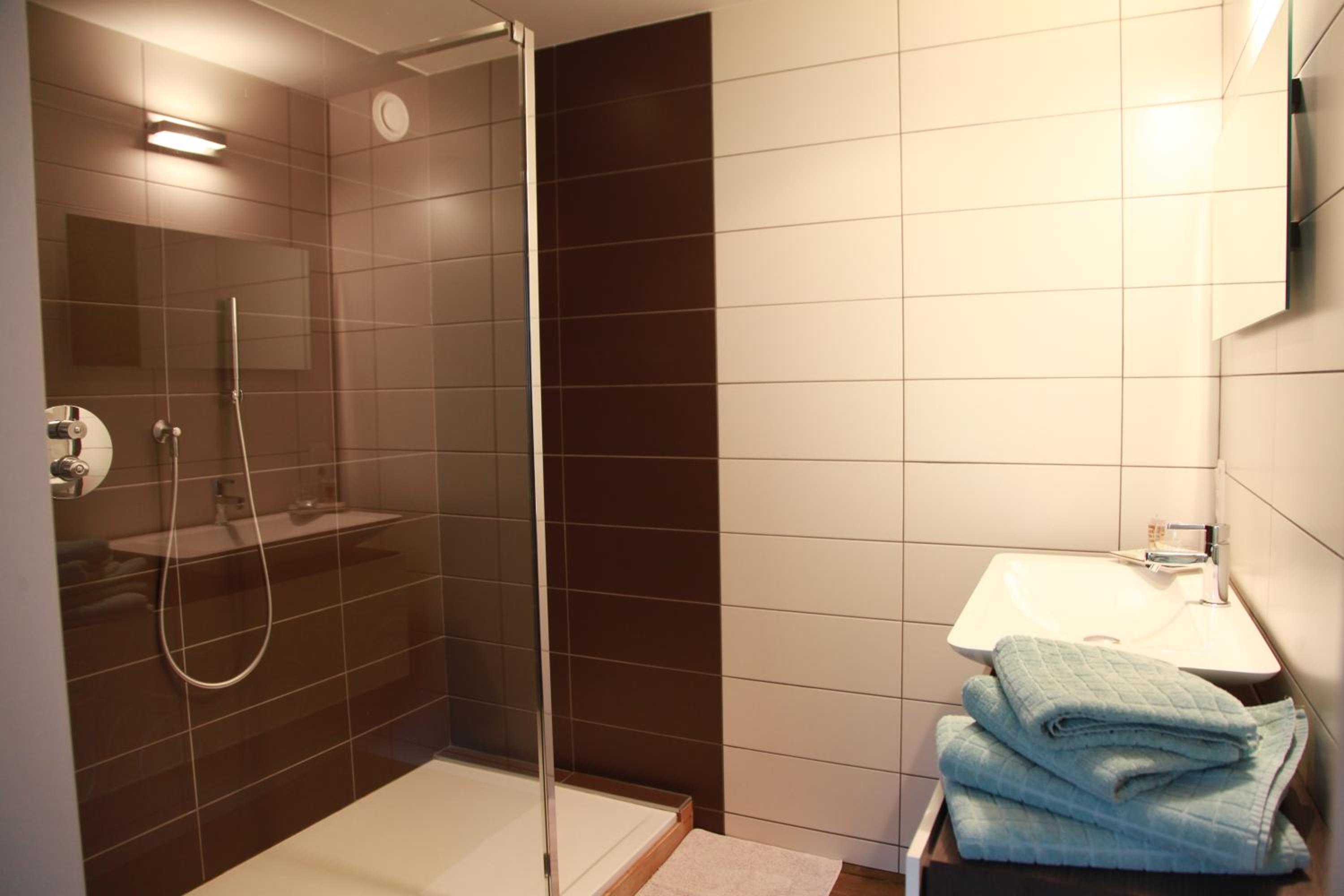 Double Room with Shower