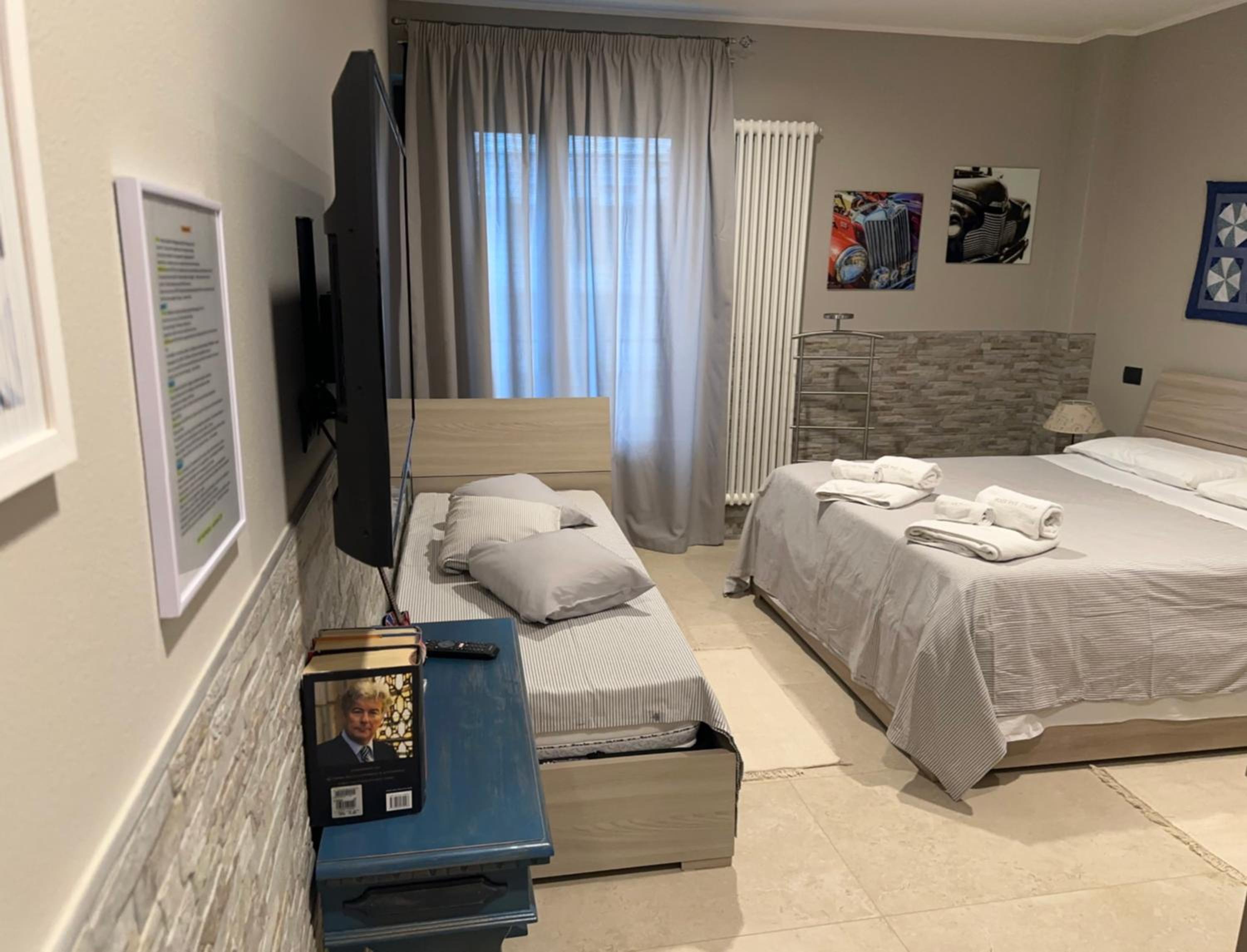 Double Room with Private Bathroom