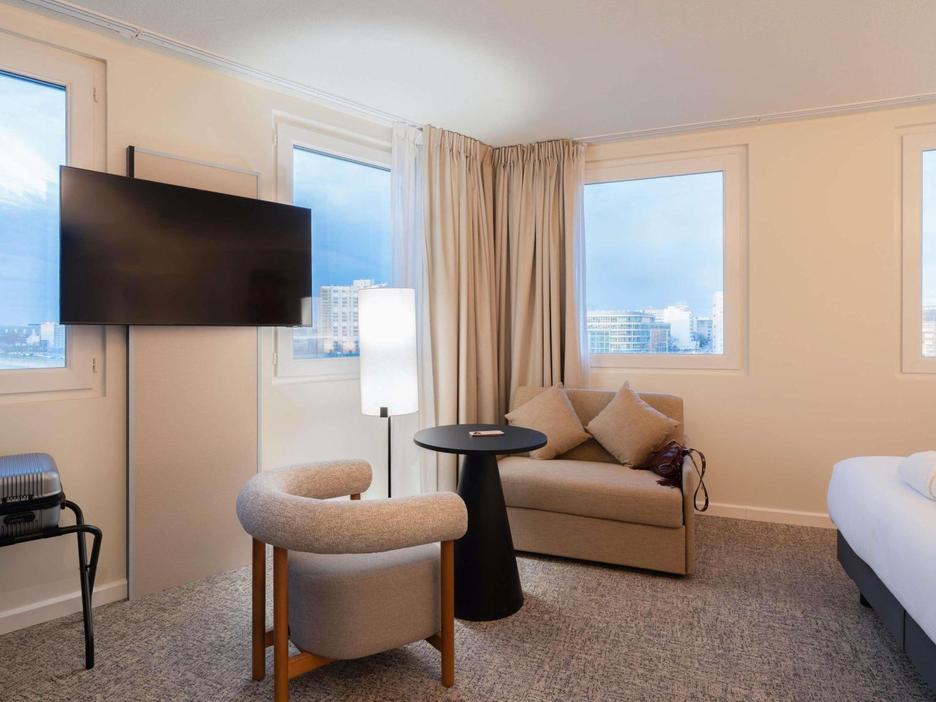 Superior Double Room with Sofa