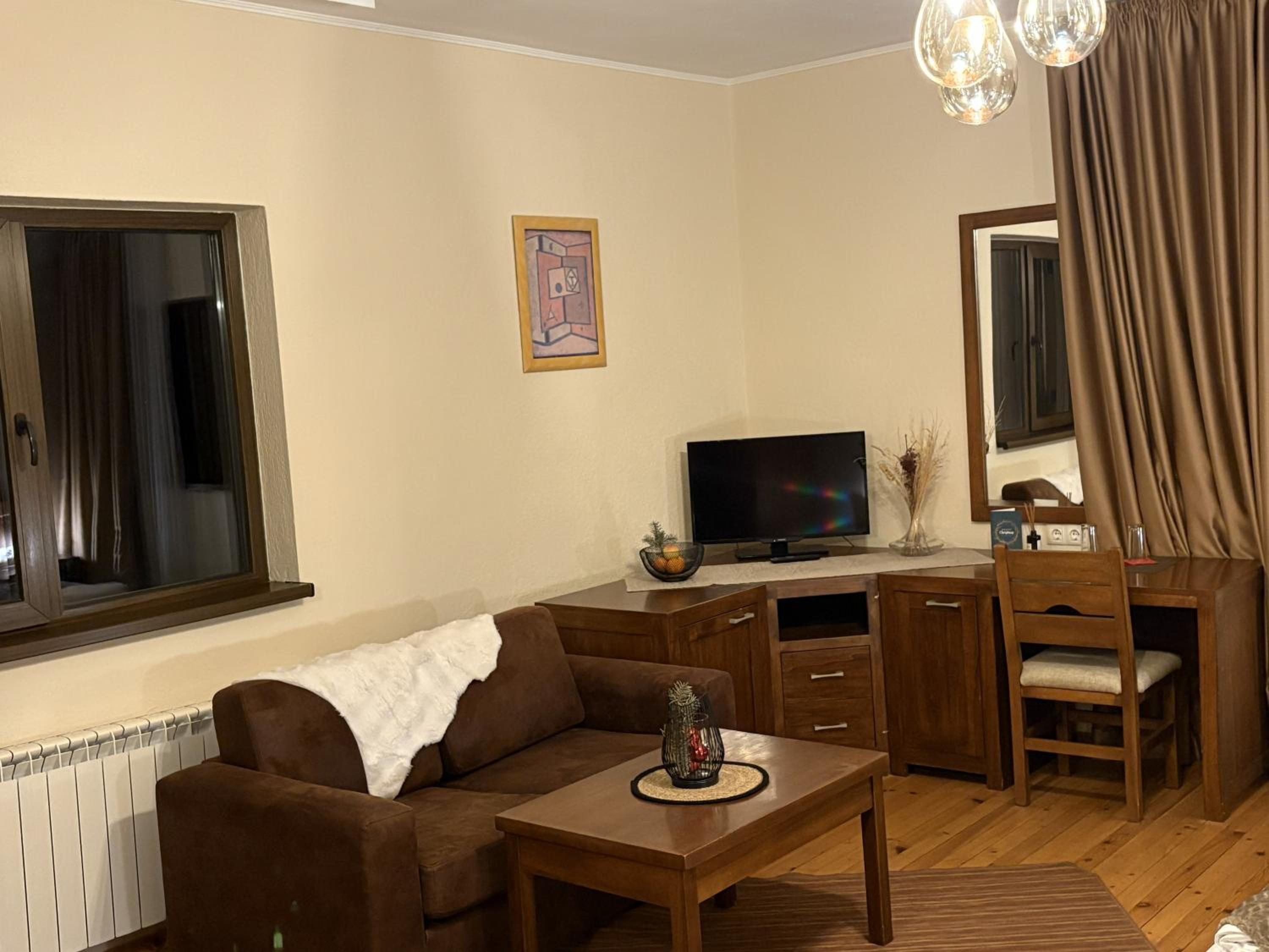 Apartment photo 3