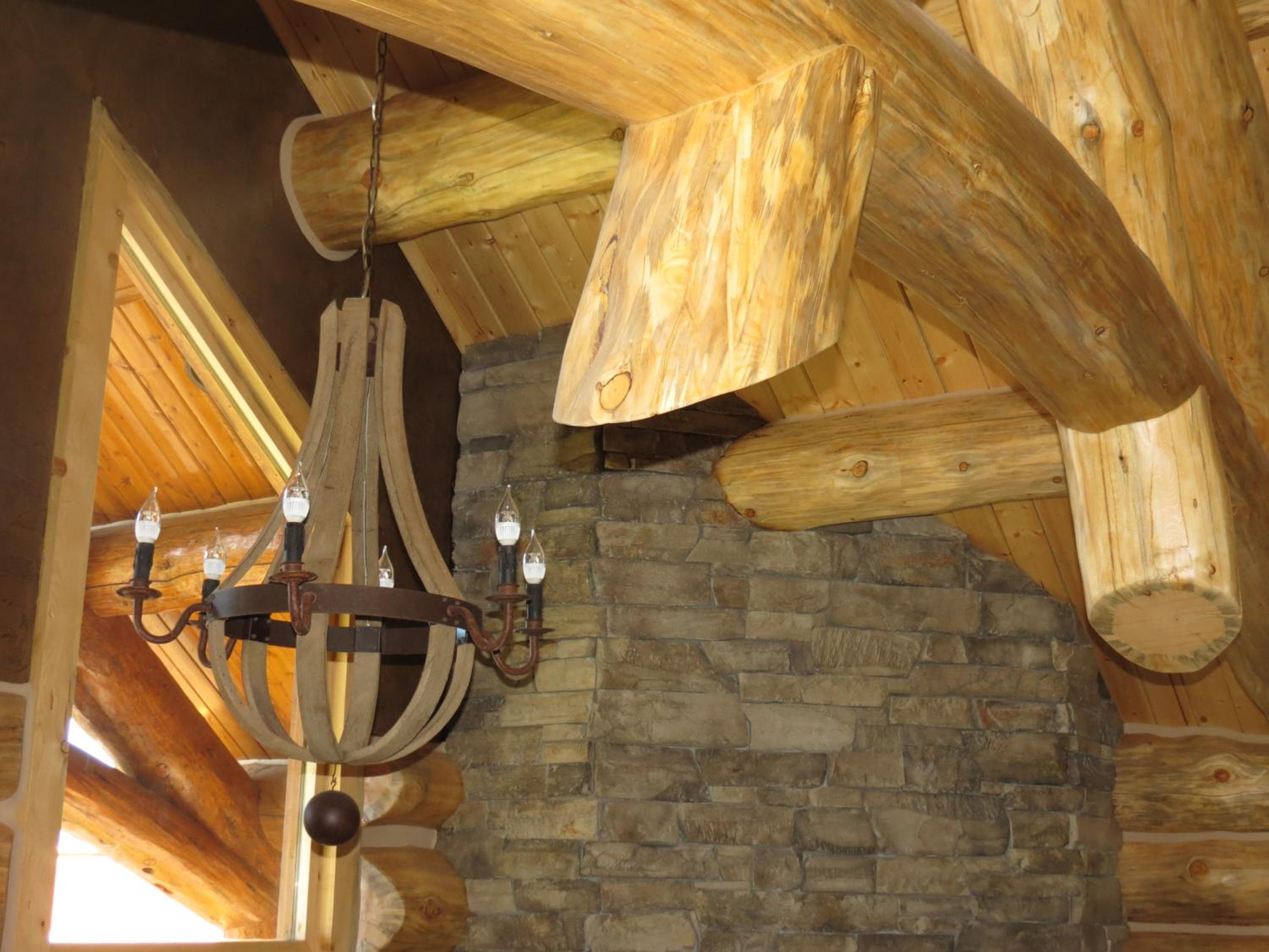 Superior Family Room photo 3