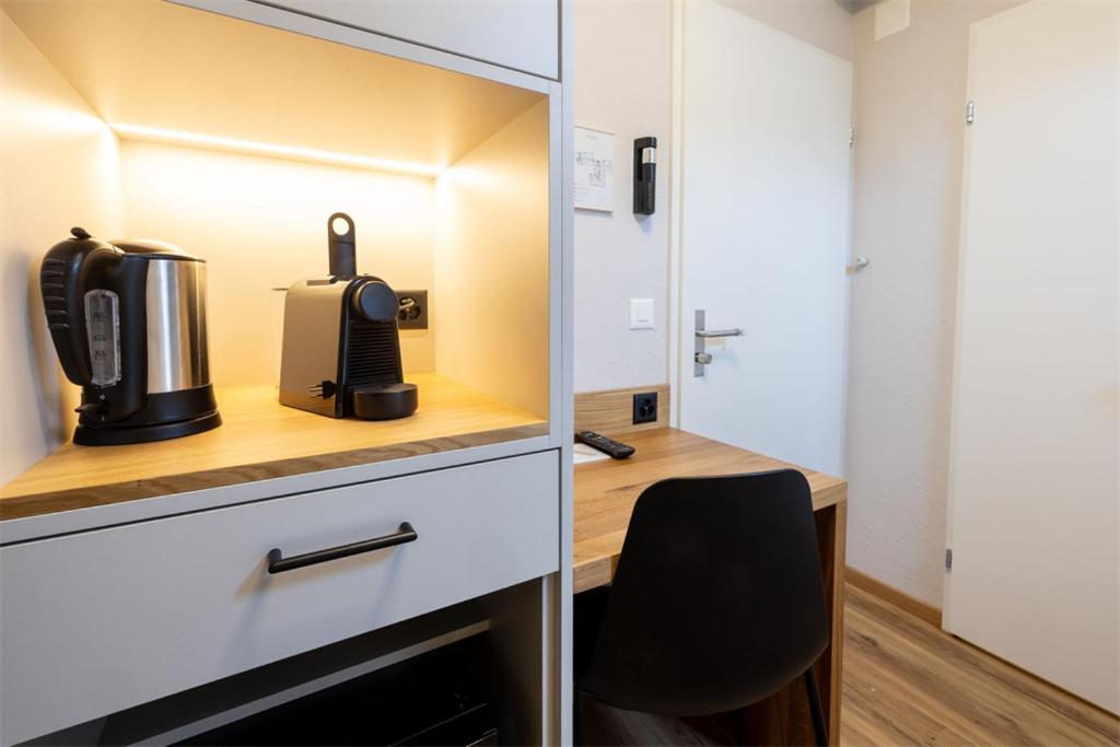 Budget Single Room - No Lift, Annex Building photo 3