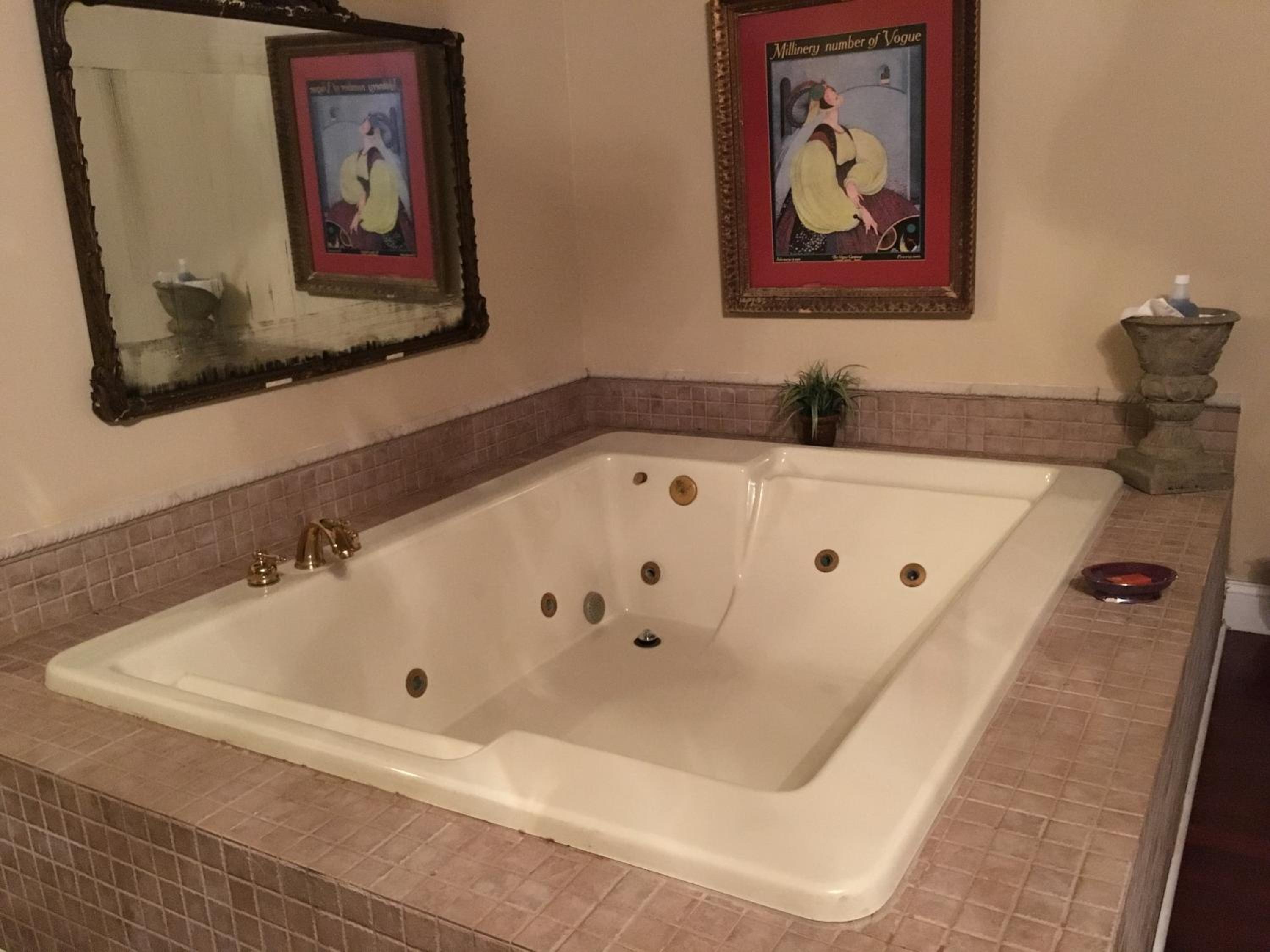 King Suite - Photo 5