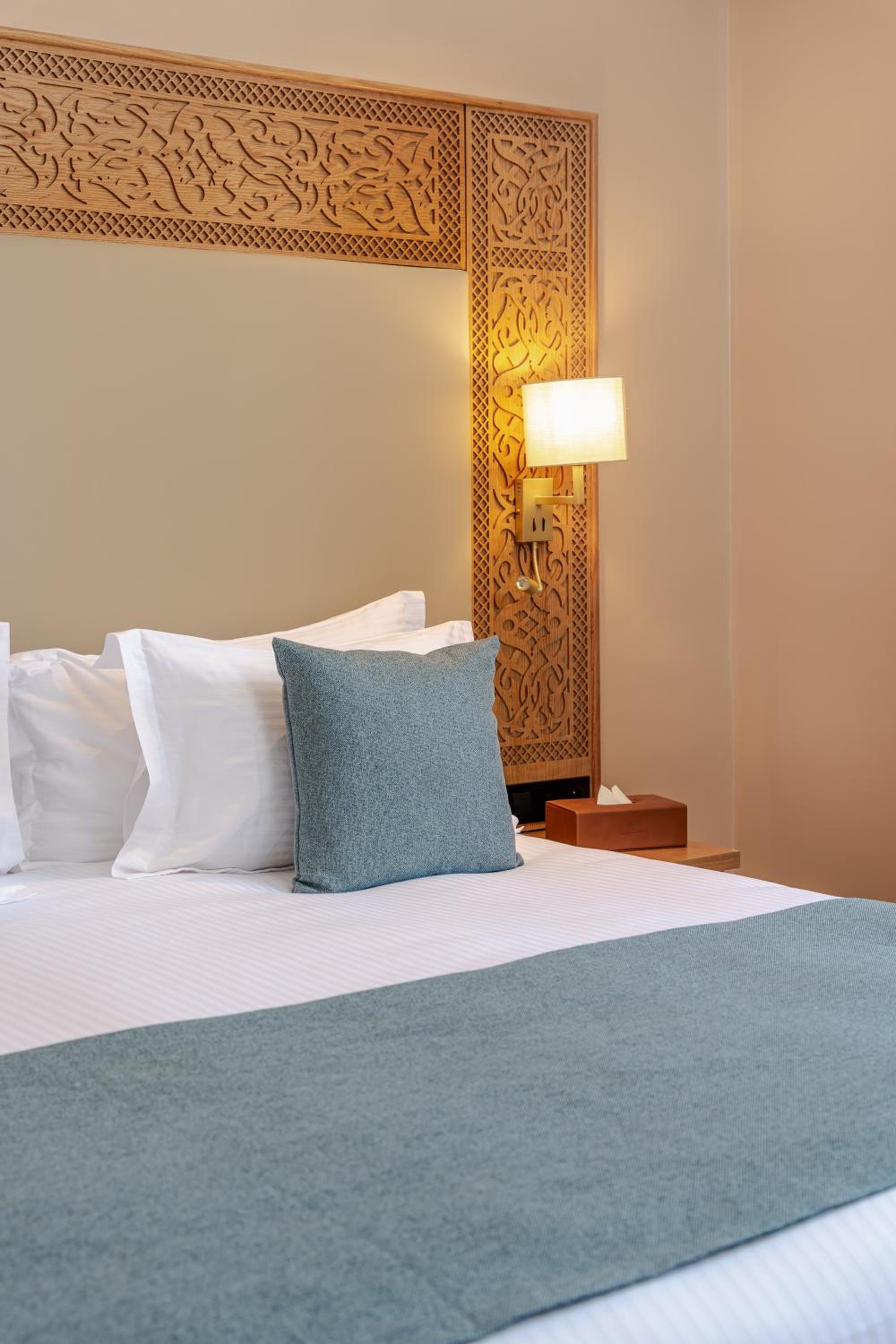 PREMIUM ROOM DOUBLE BED, GARDEN VIEW photo 2