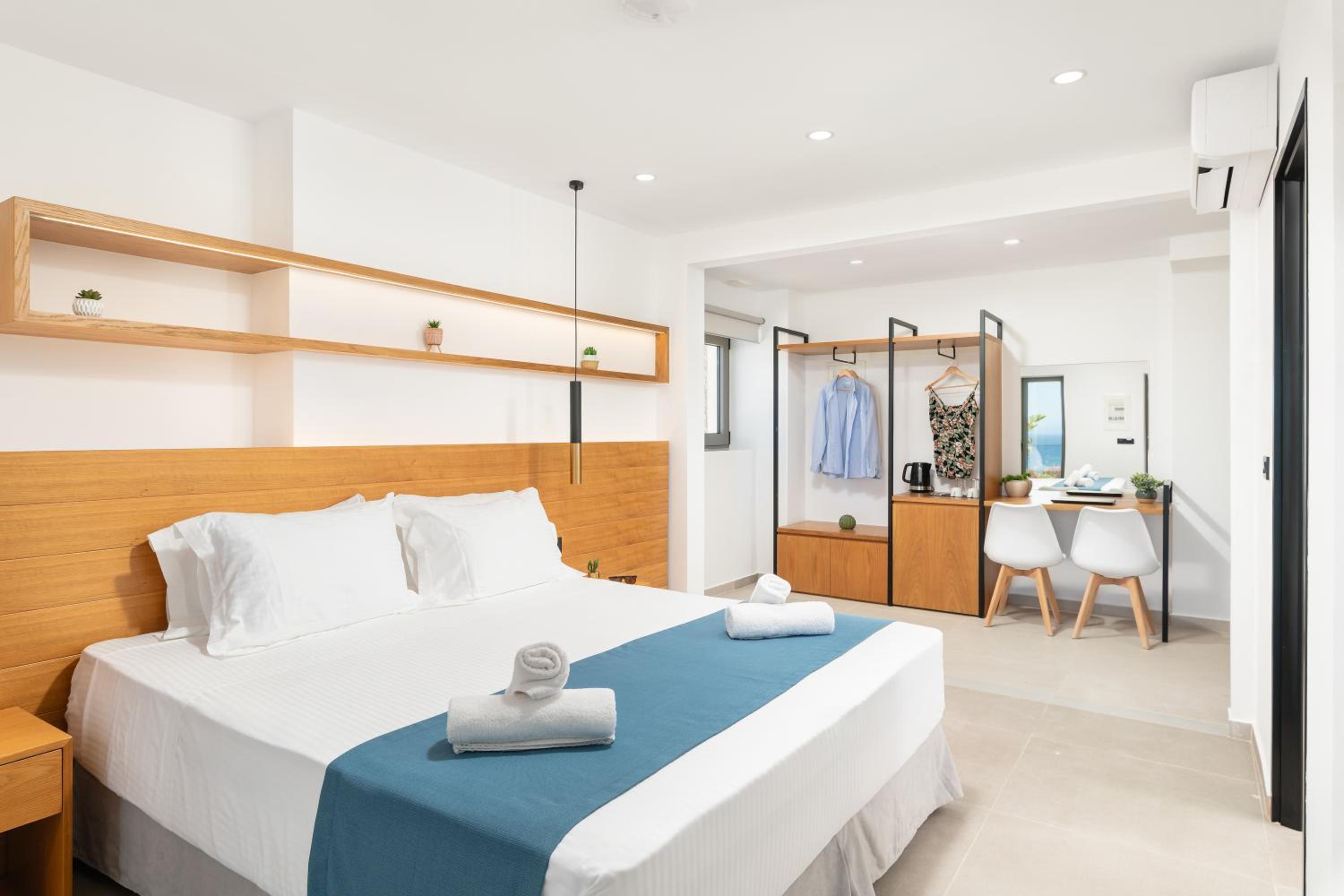 Quadruple Room with Sea View