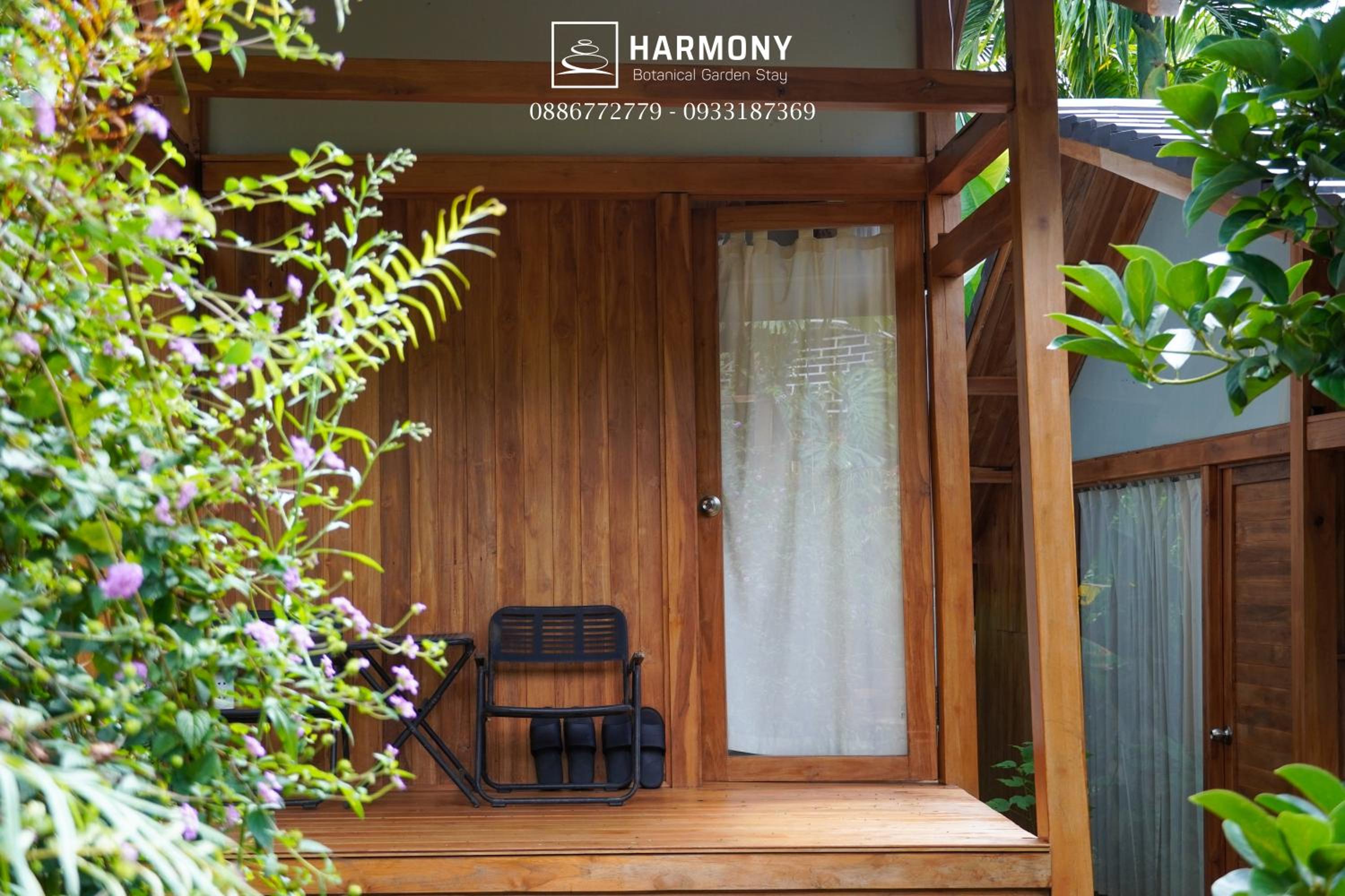 Deluxe Bungalow with Garden View
