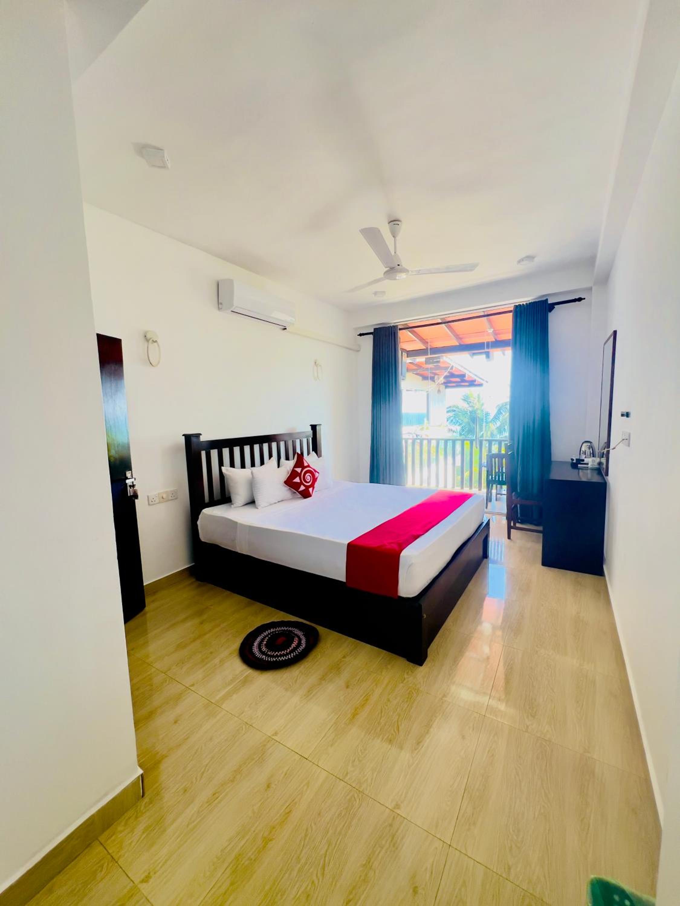 Double Room with Sea View photo 3