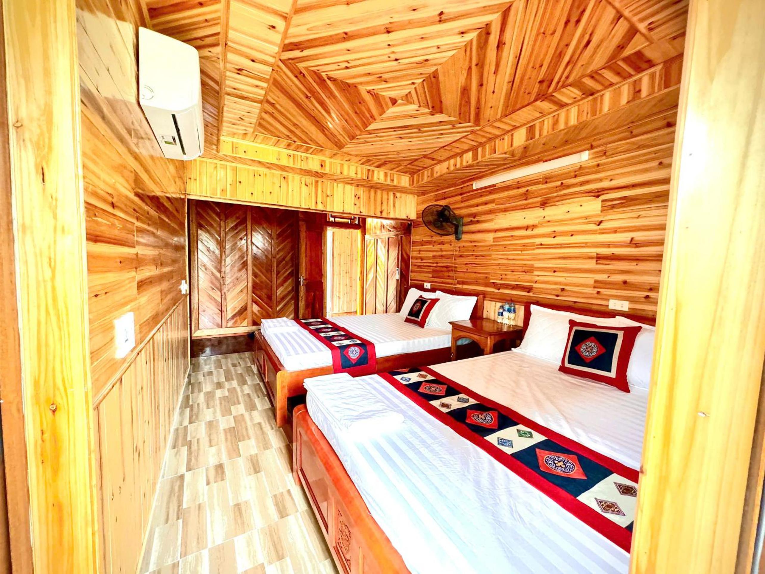 Twin Room with Balcony photo 1