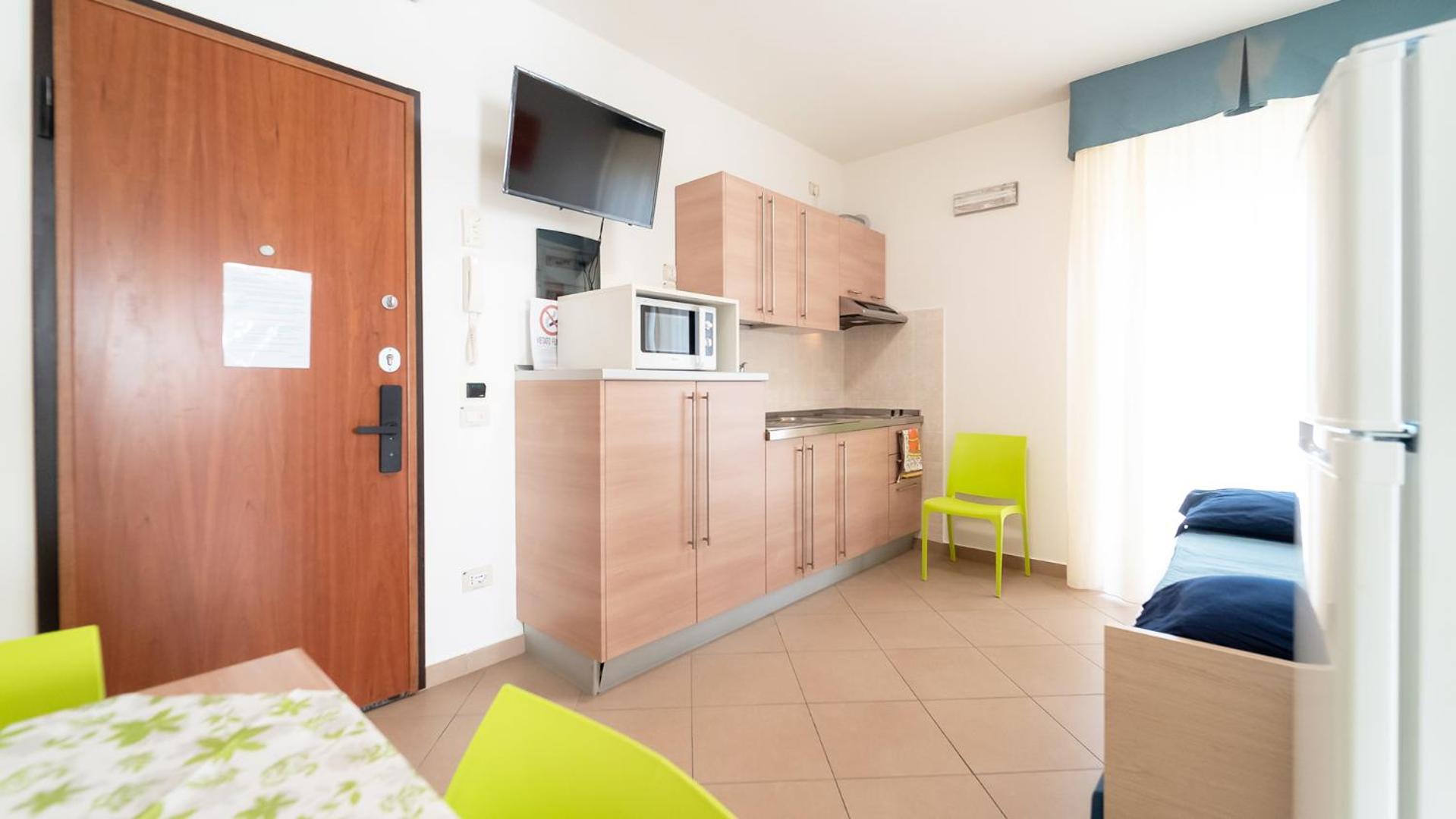 One-Bedroom Apartment with Balcony photo 3