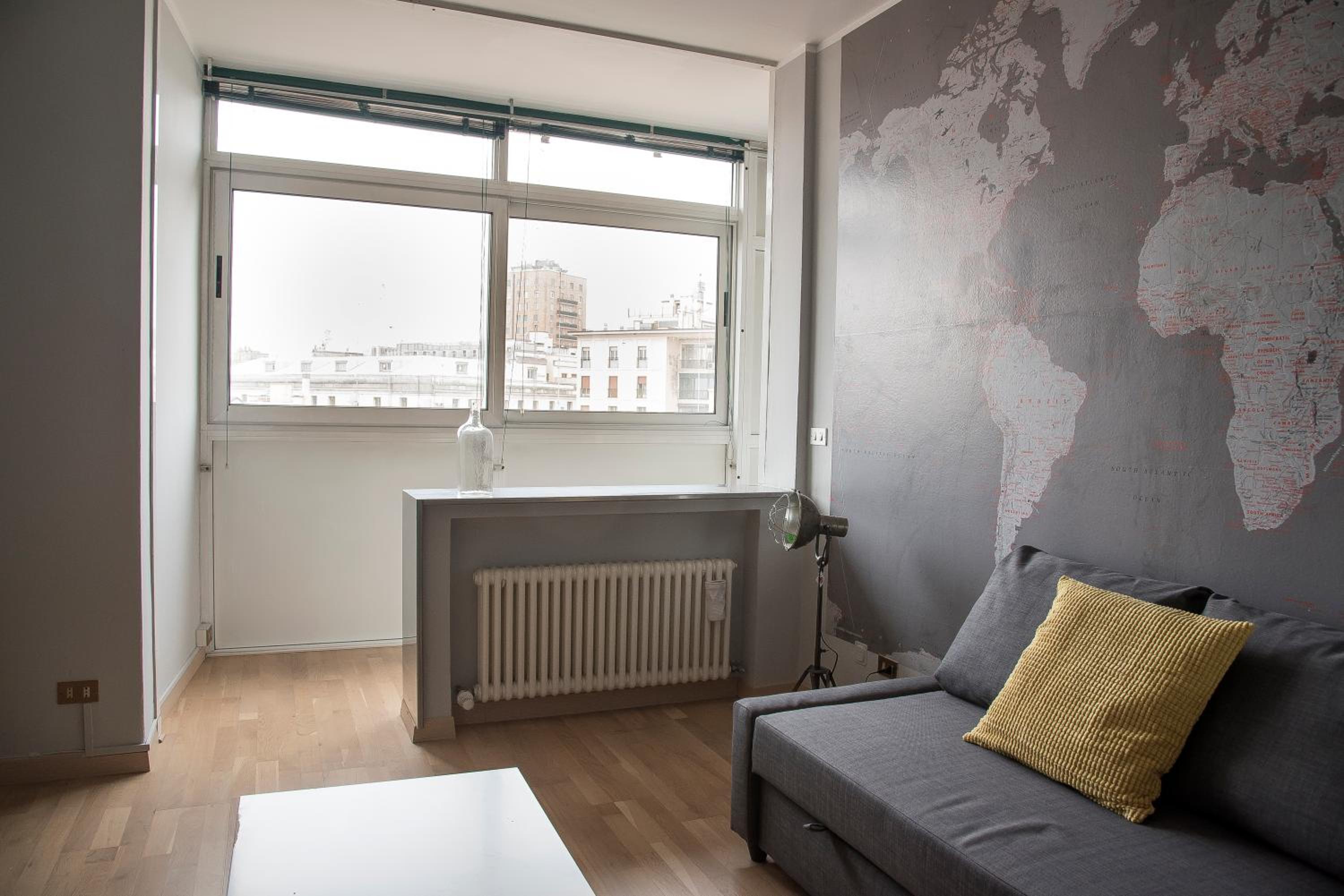 One-Bedroom Apartment with Balcony photo 3