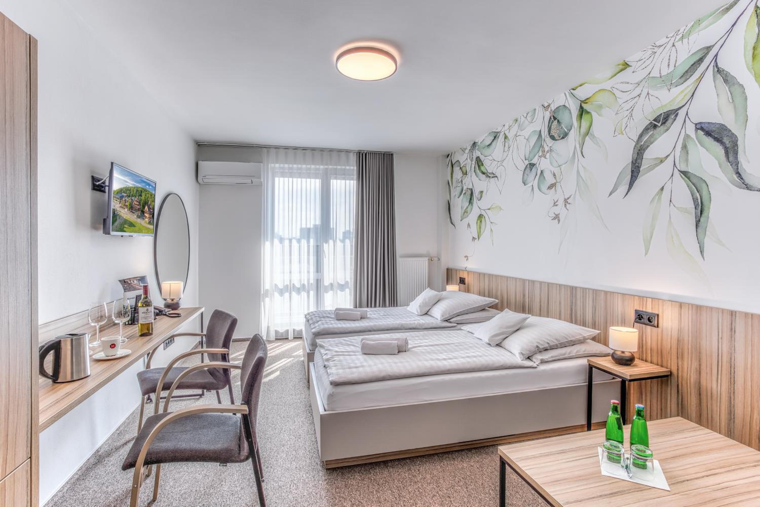 Double or Twin Room with Extra Bed photo 2