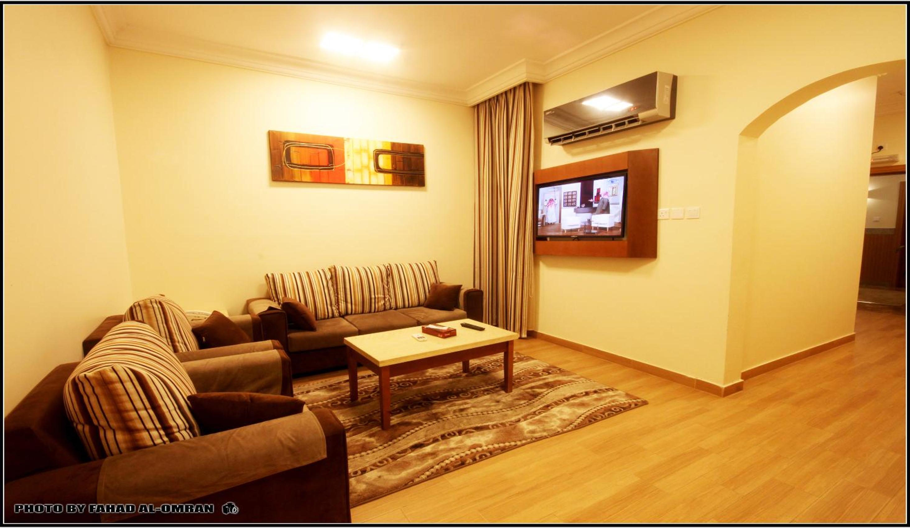 Three-Bedroom Apartment photo 3